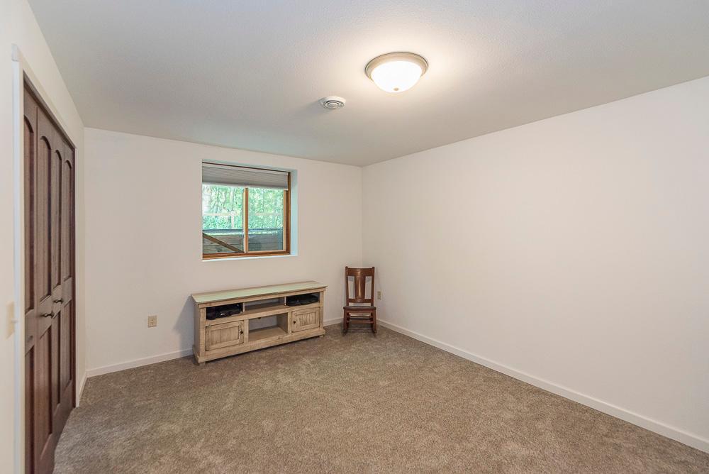 10834 E Shore Drive Property Photo 22