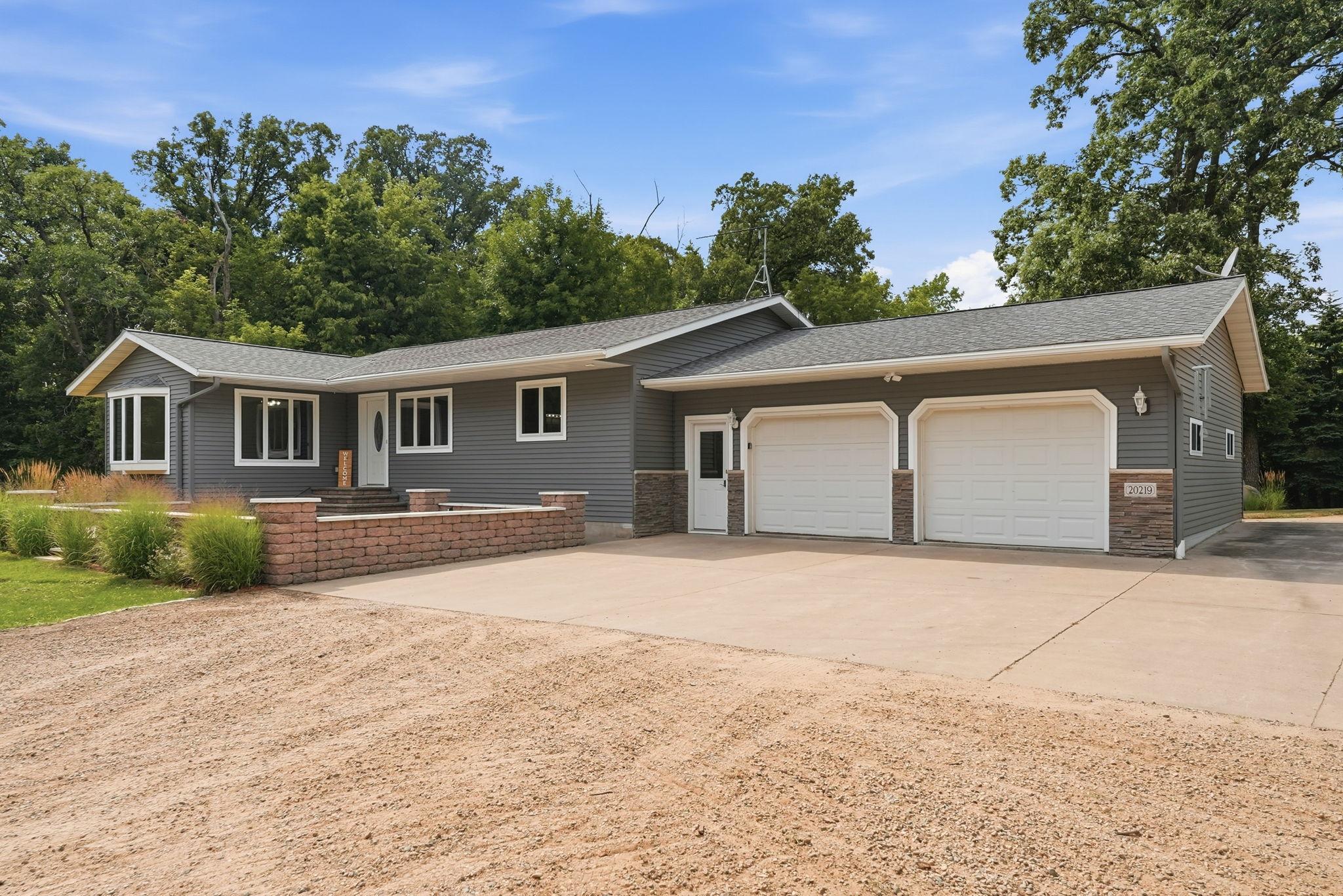 20219 Co Rd 197 Property Photo 1