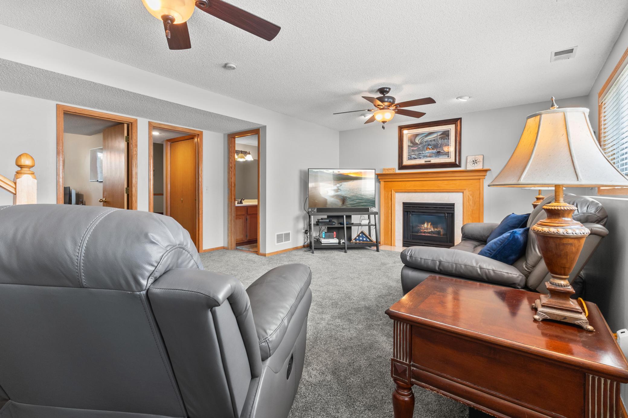 15712 Crocus Avenue W Property Photo 9