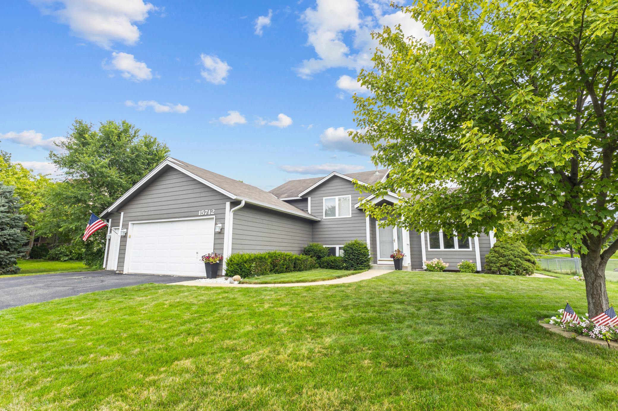 15712 Crocus Avenue W Property Photo 32