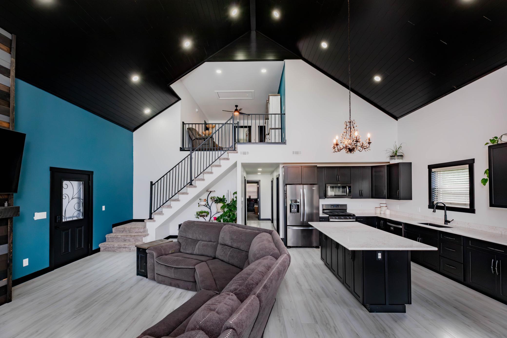 20193 Cassidy Lane Property Photo 8