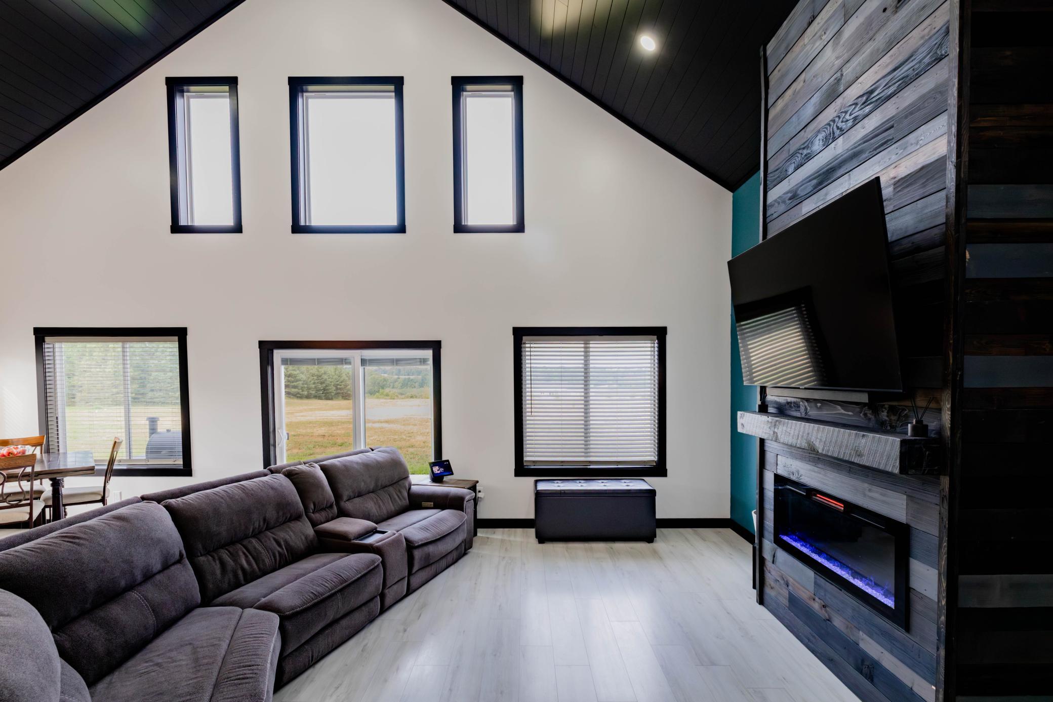 20193 Cassidy Lane Property Photo 14