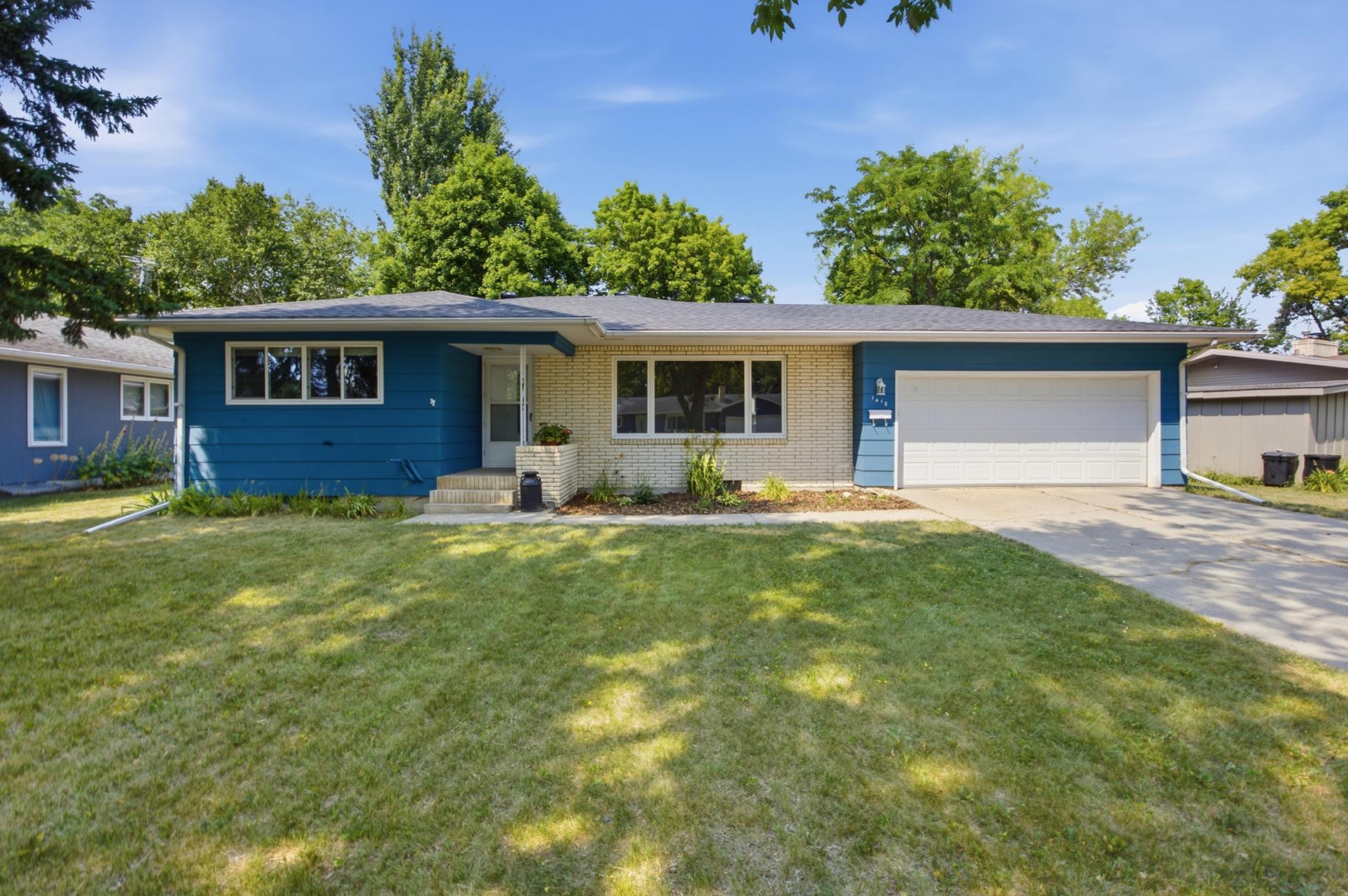 1418 22nd Avenue S Property Photo 3