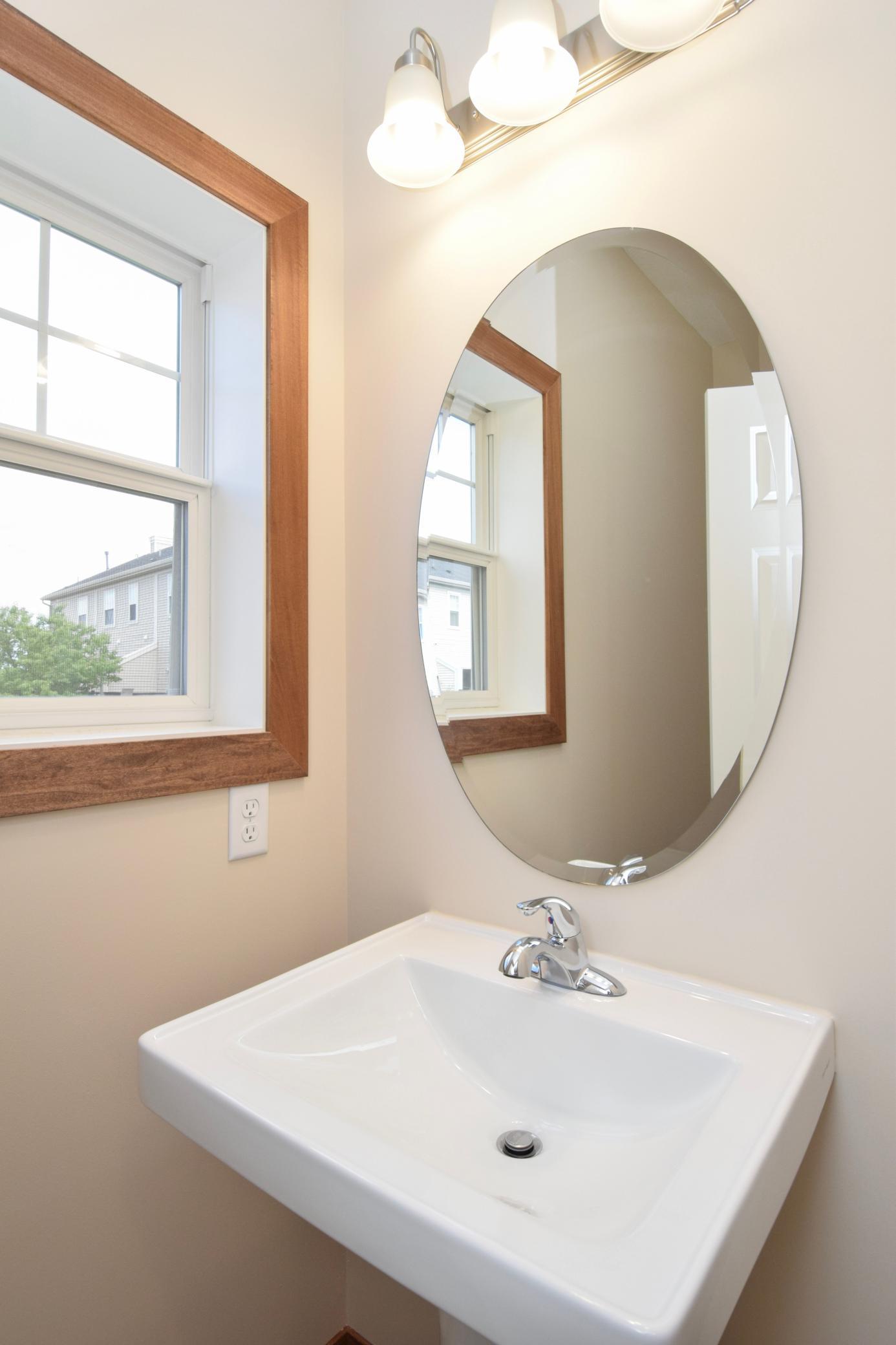 11314 Davenport Circle Ne A Property Photo 8