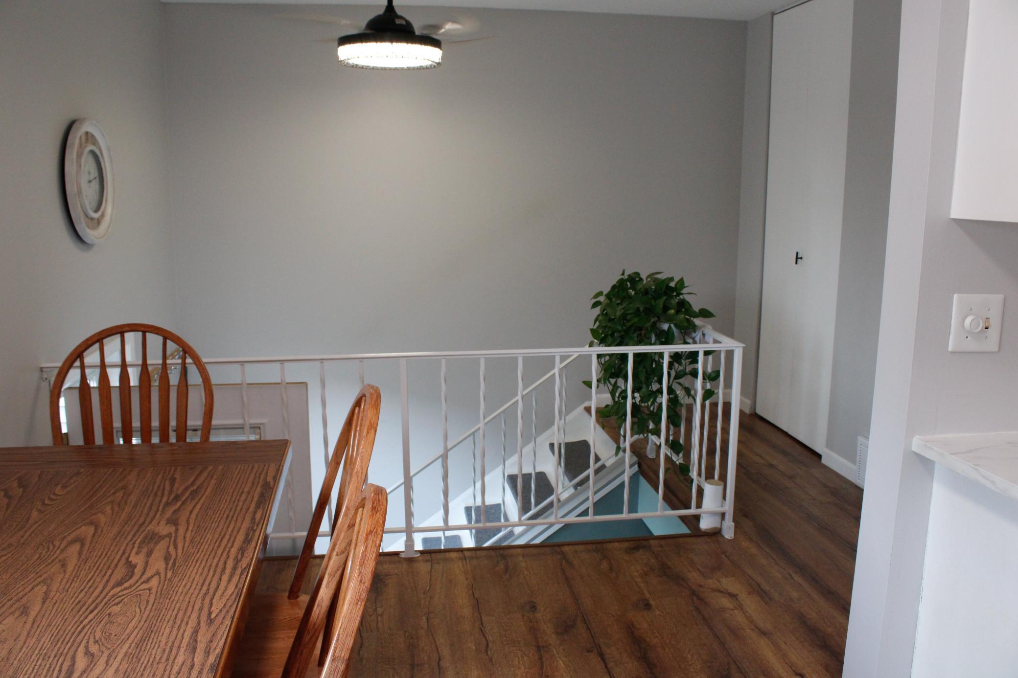 31 Marie Avenue E Property Photo 7