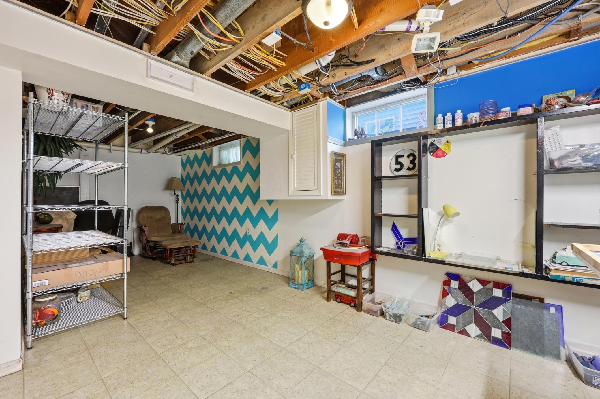 811 1st Avenue E Property Photo 42