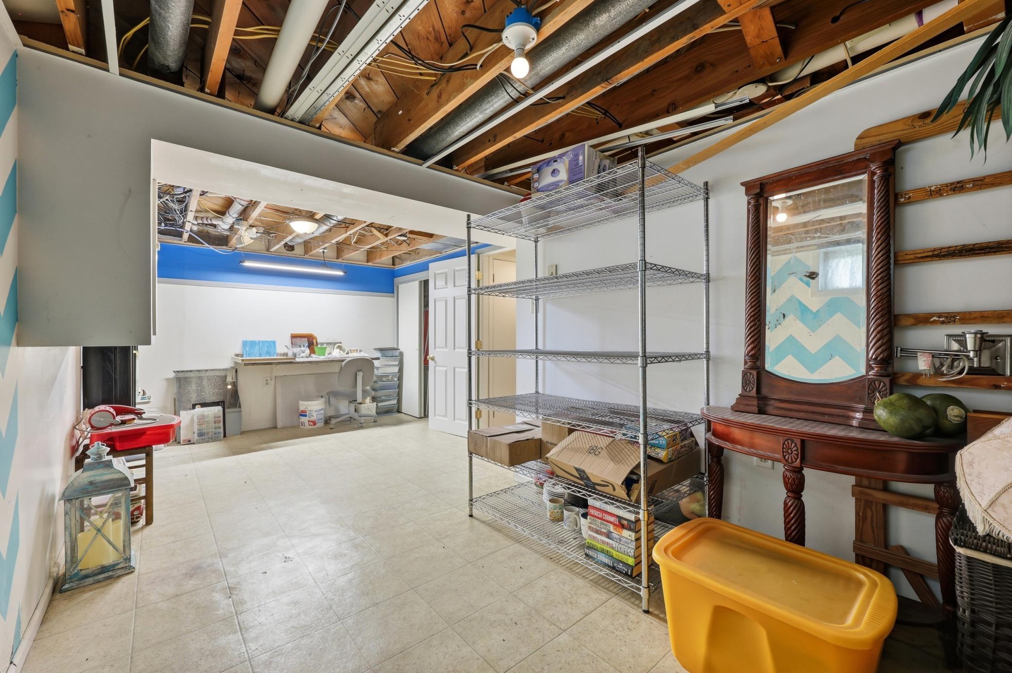 811 1st Avenue E Property Photo 43