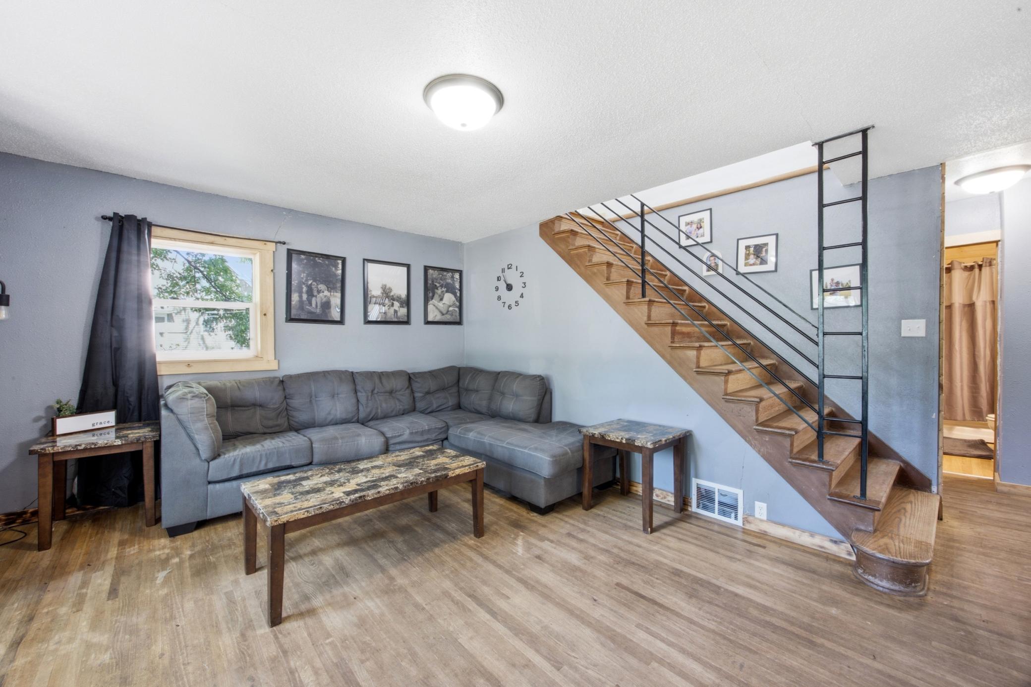 420 1st Street Property Photo 5