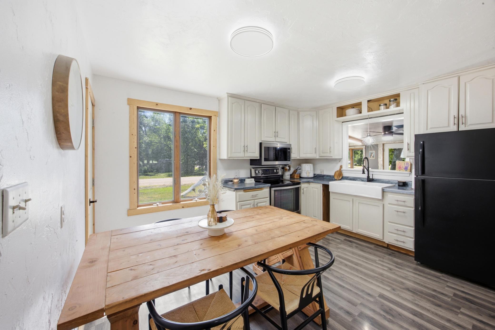 420 1st Street Property Photo 11