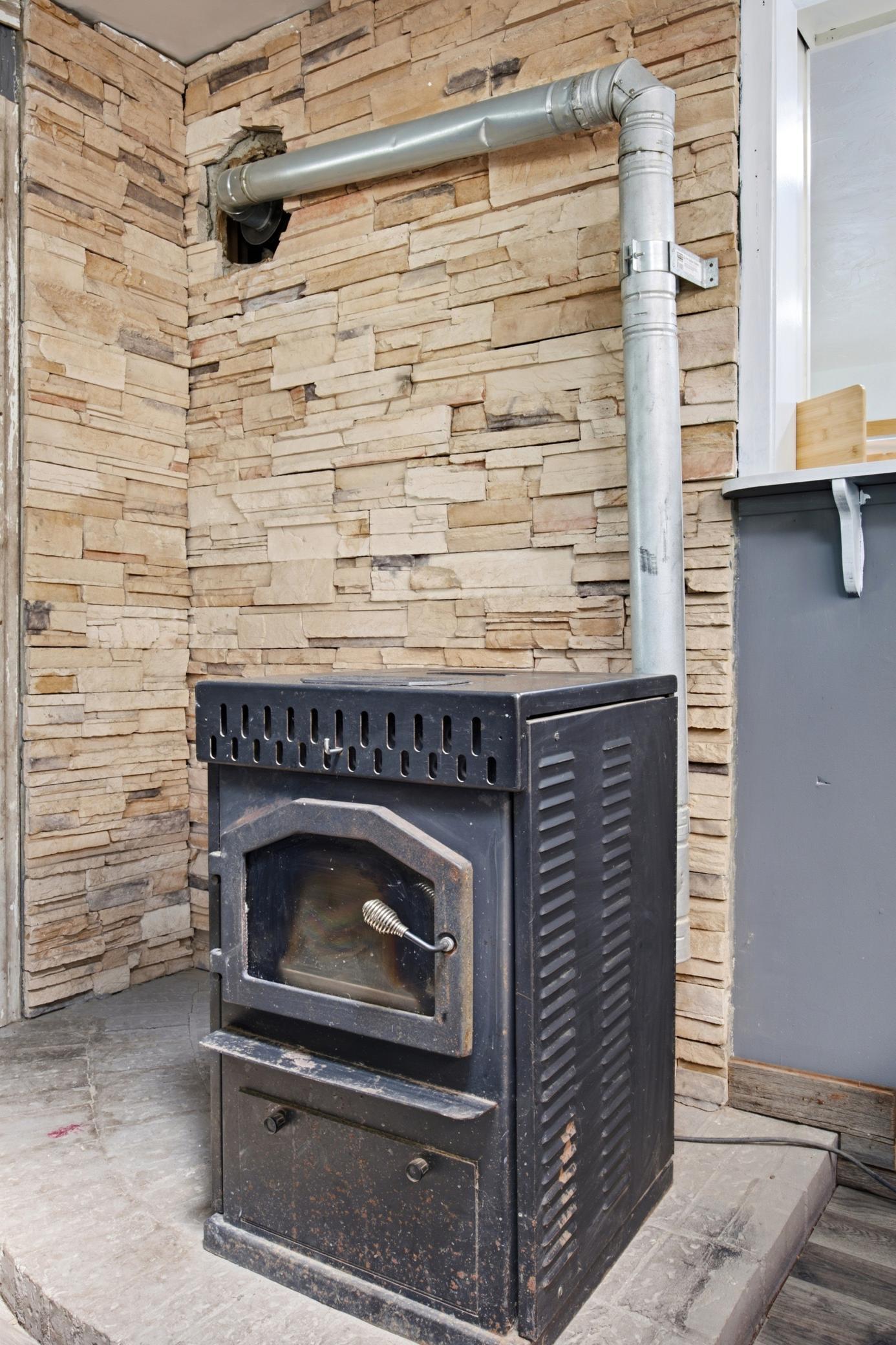 420 1st Street Property Photo 16