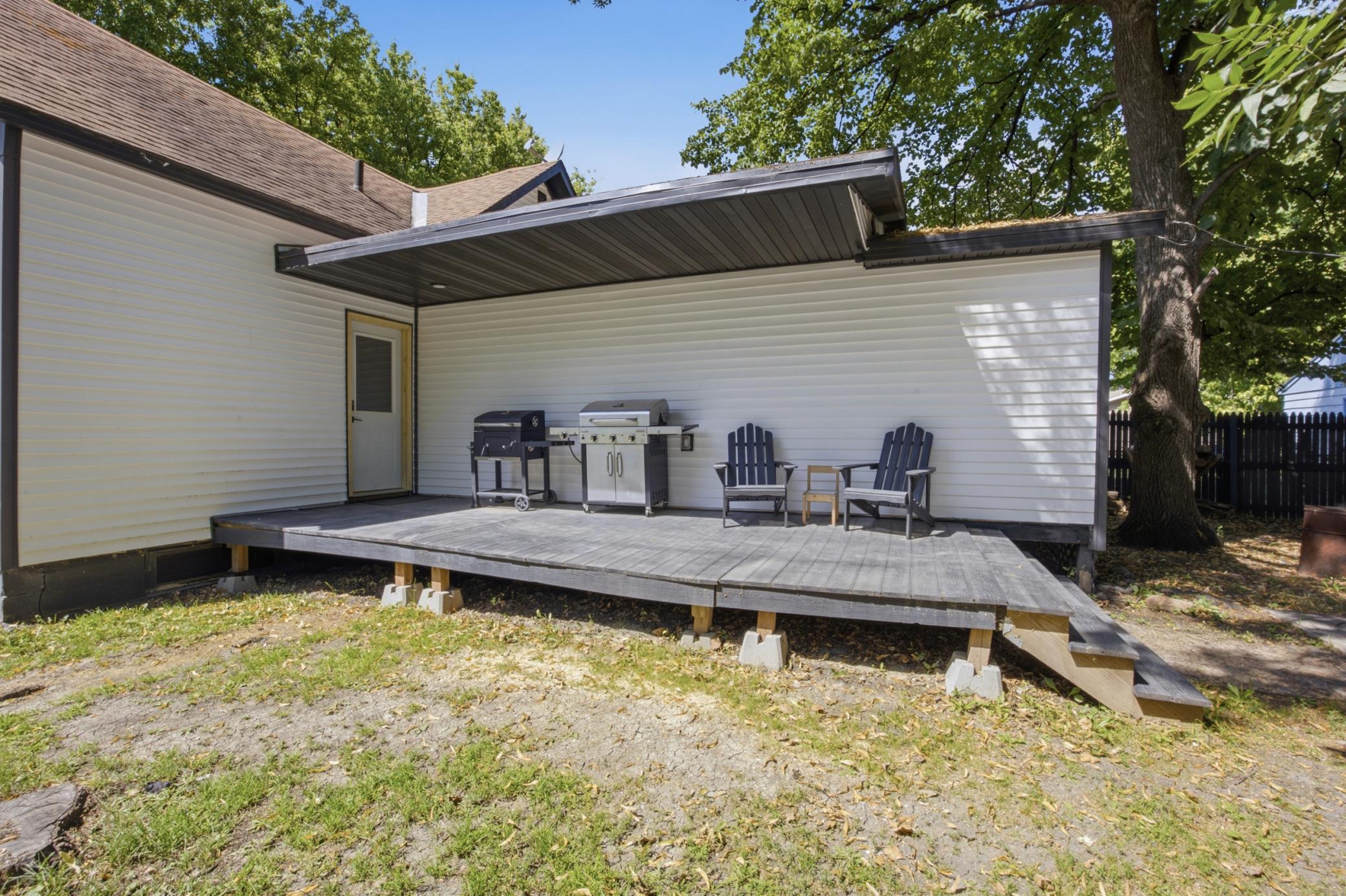 420 1st Street Property Photo 34
