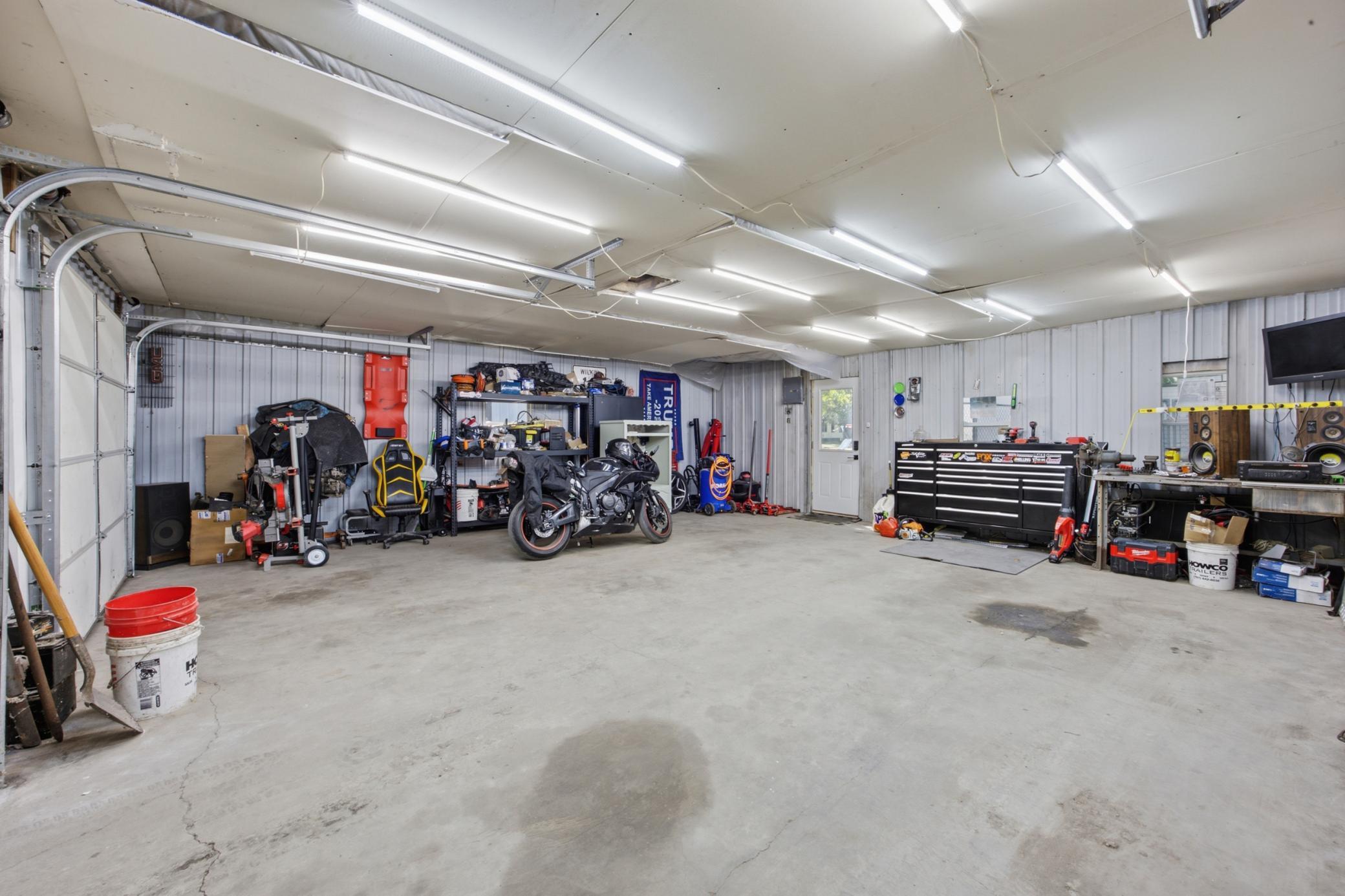420 1st Street Property Photo 38