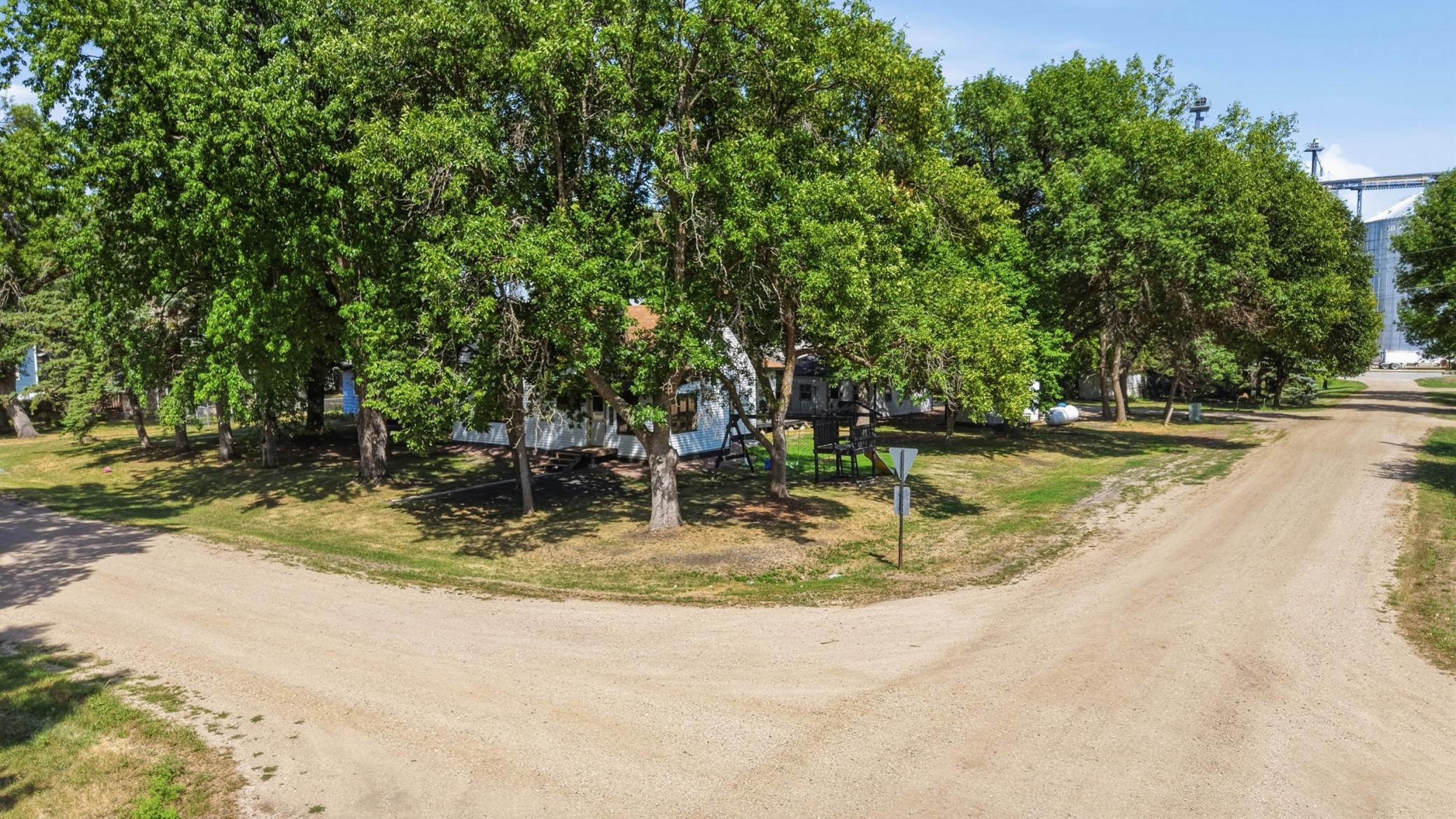 420 1st Street Property Photo 41
