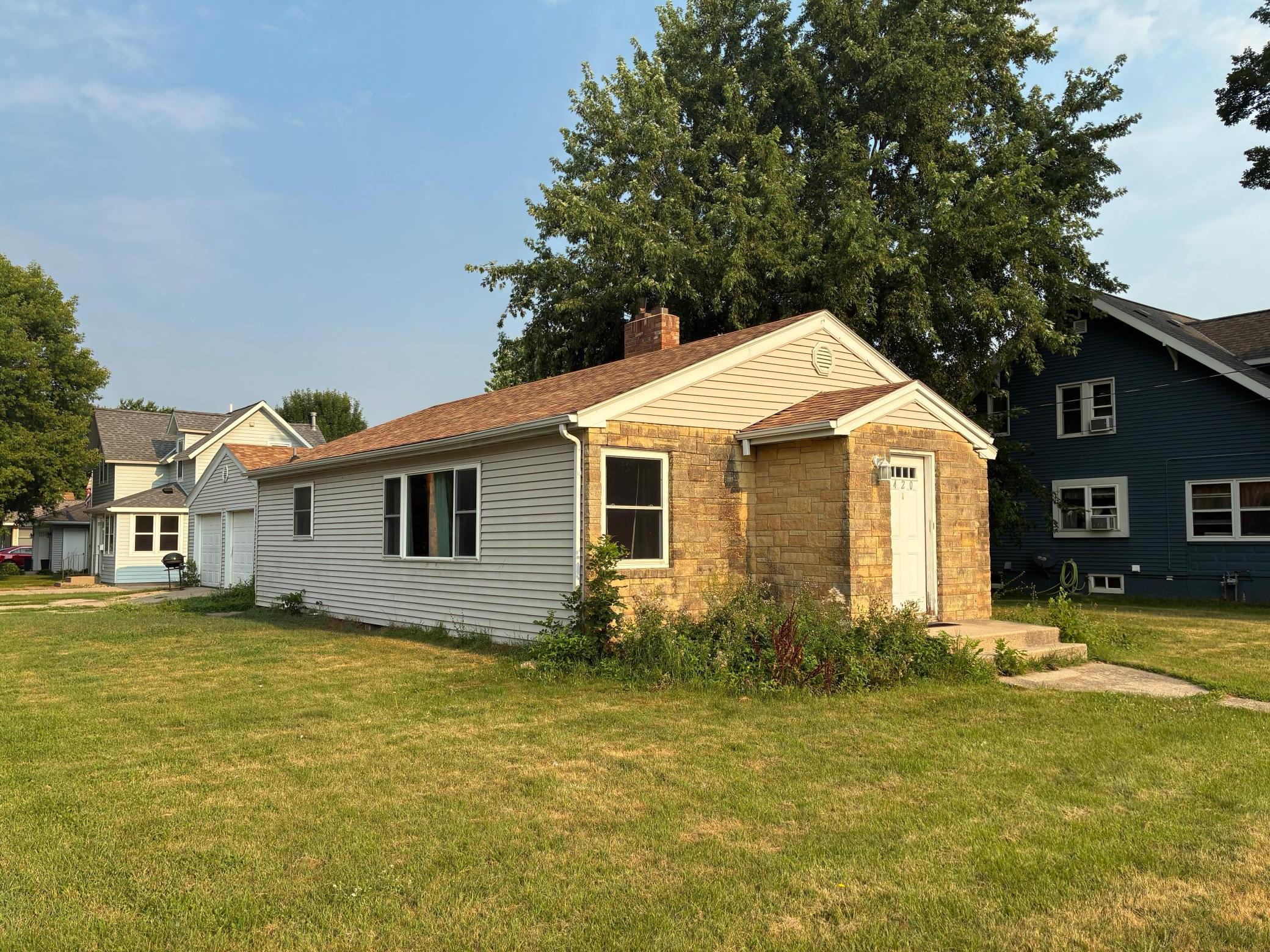 420 Stearns Avenue Property Photo 1