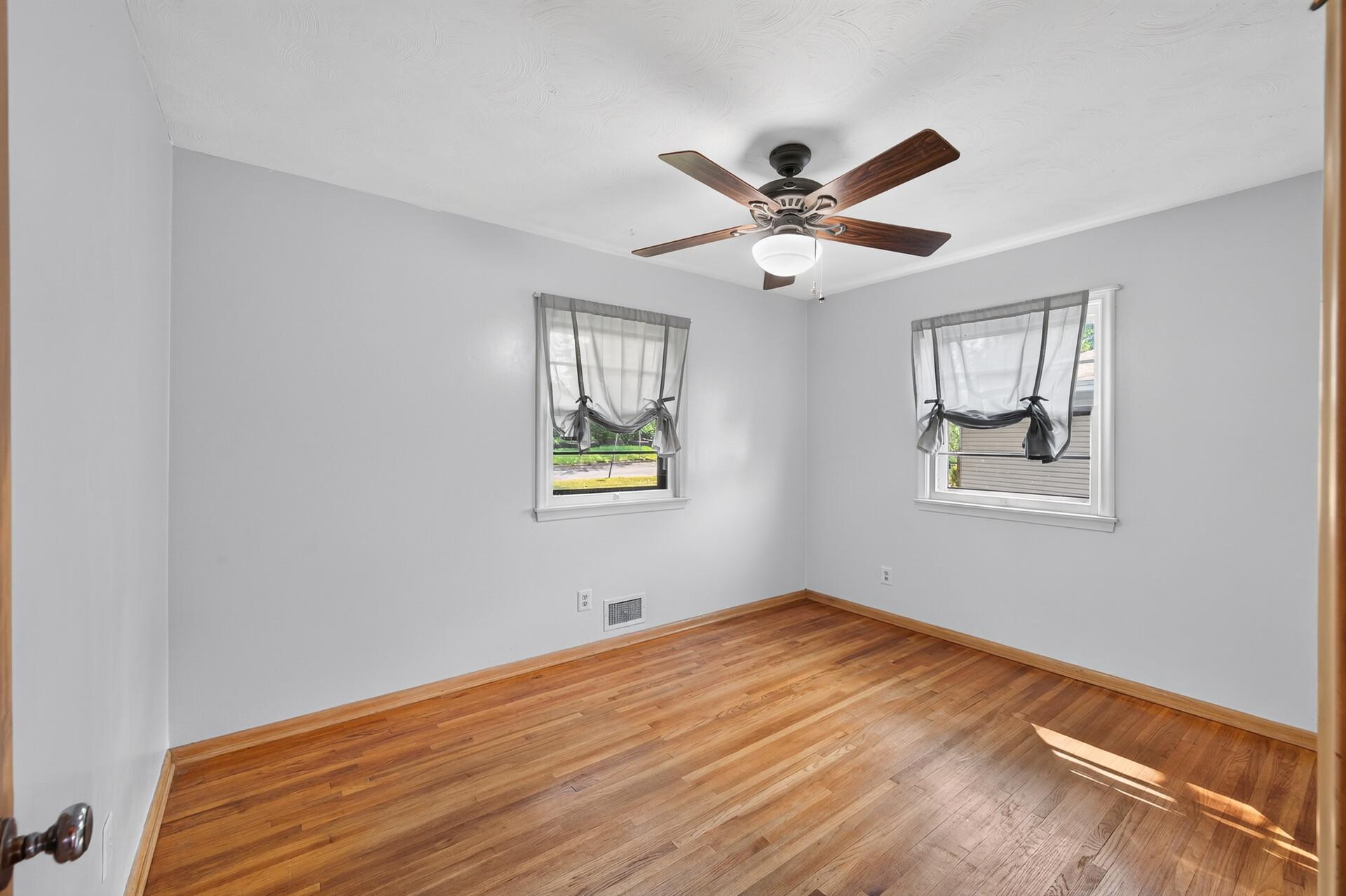 3860 2 1/2 Street Ne Property Photo 15