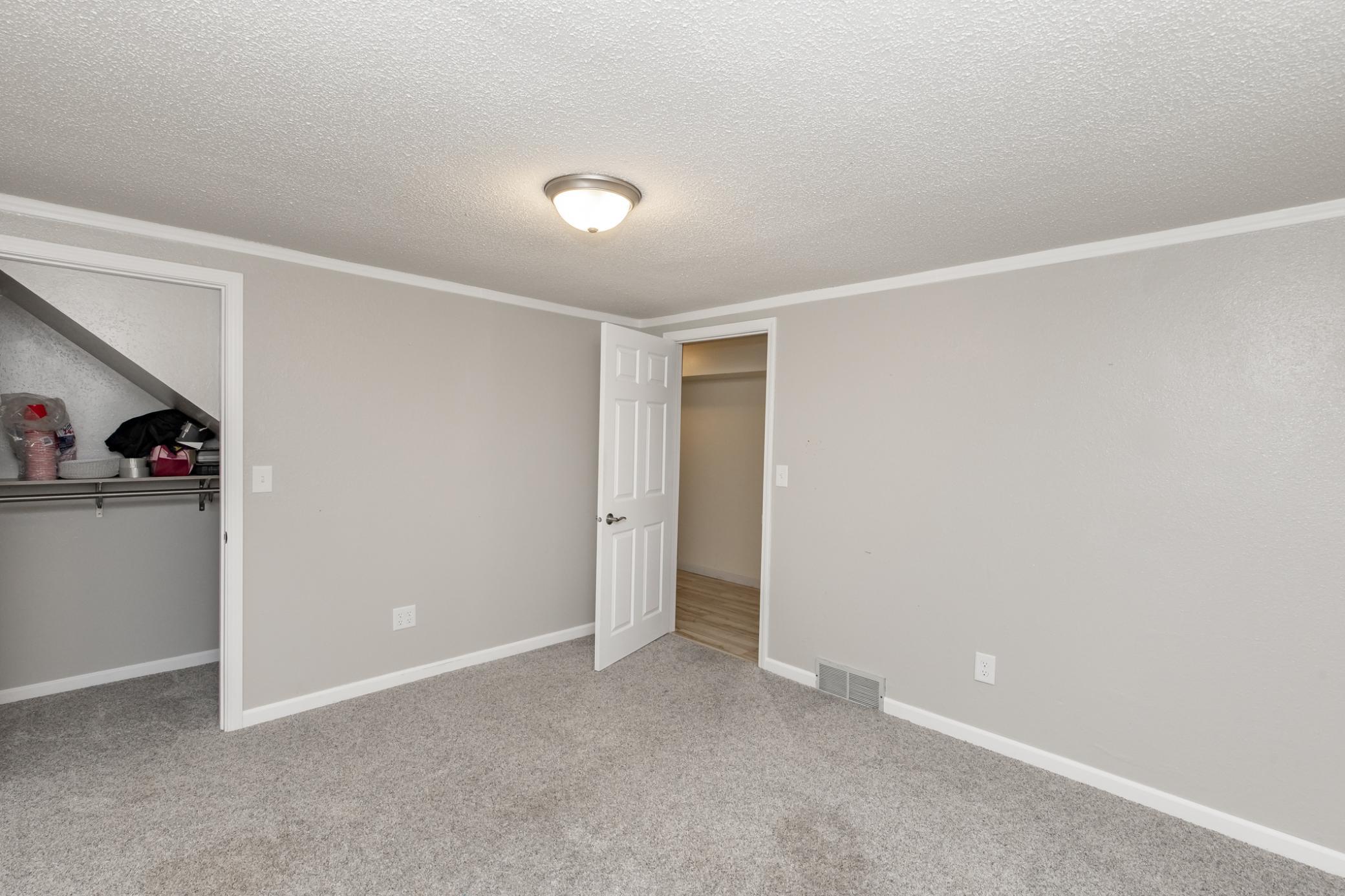 2925 14th Avenue S Property Photo 29