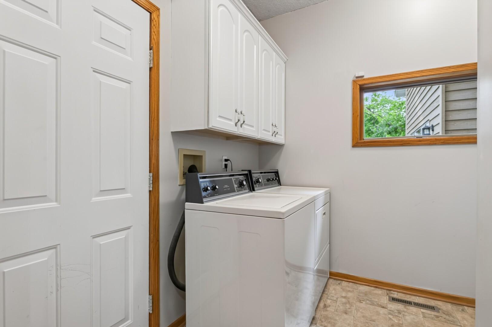 9848 Oak Shore Drive Property Photo 27