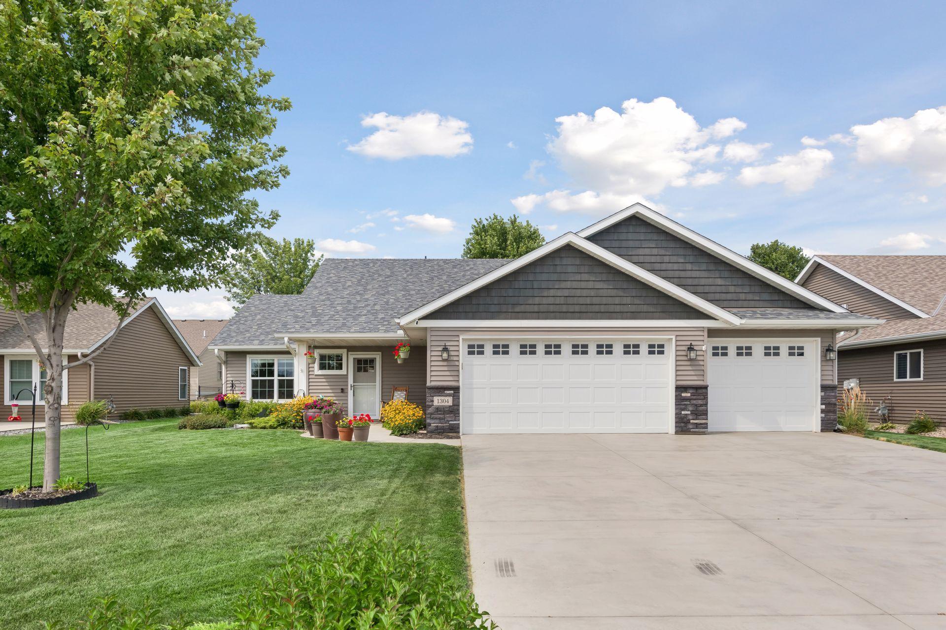 1304 Linwood Road Property Photo 1