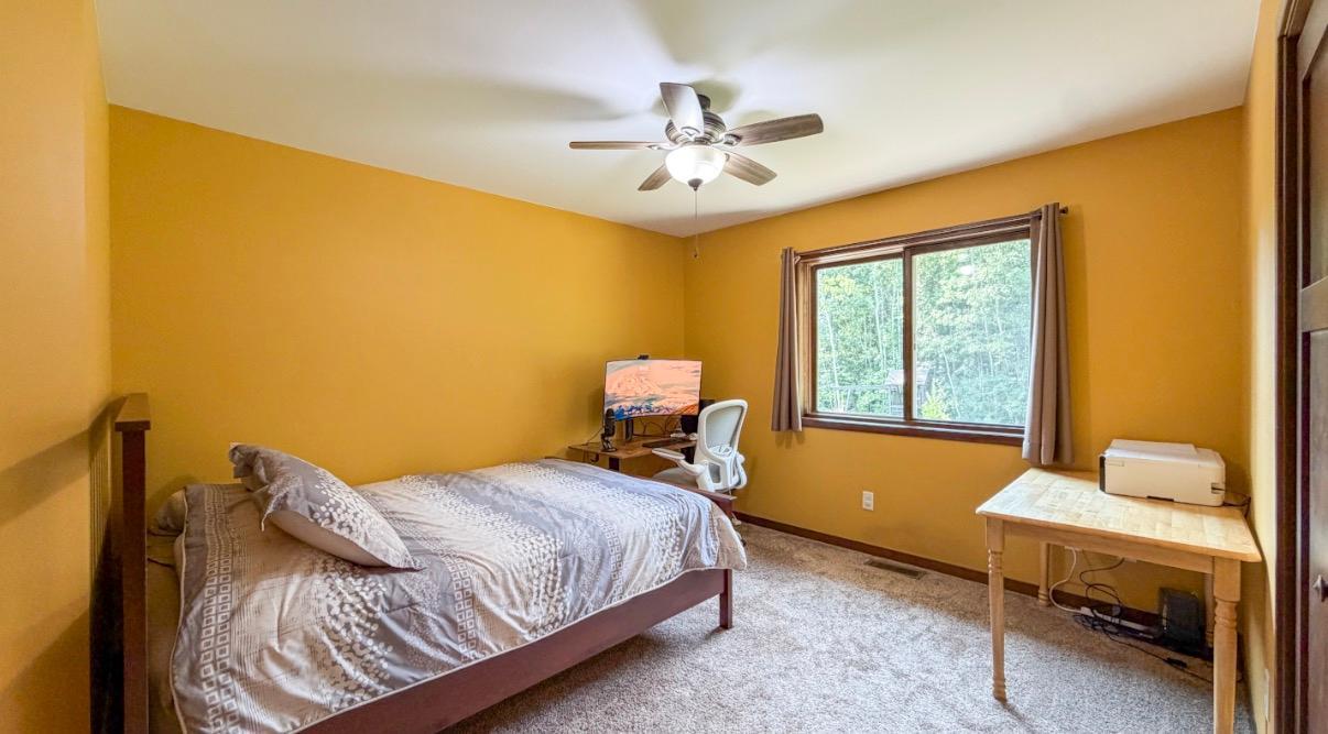 22275 Walkerbrook Drive Property Photo 17