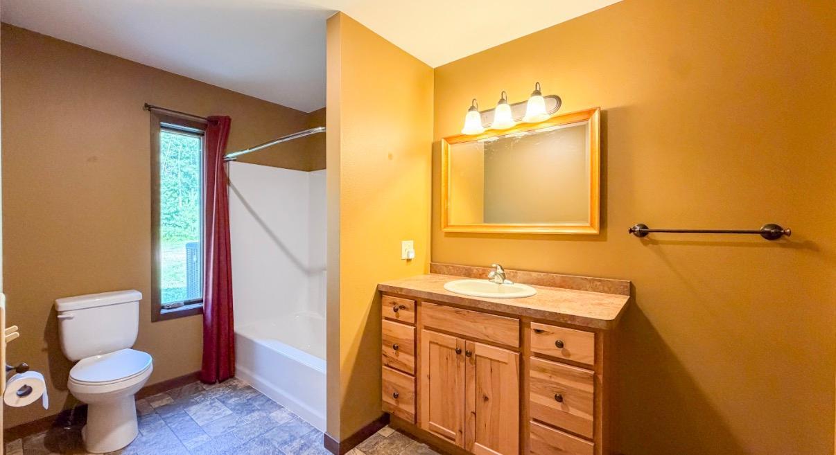 22275 Walkerbrook Drive Property Photo 18