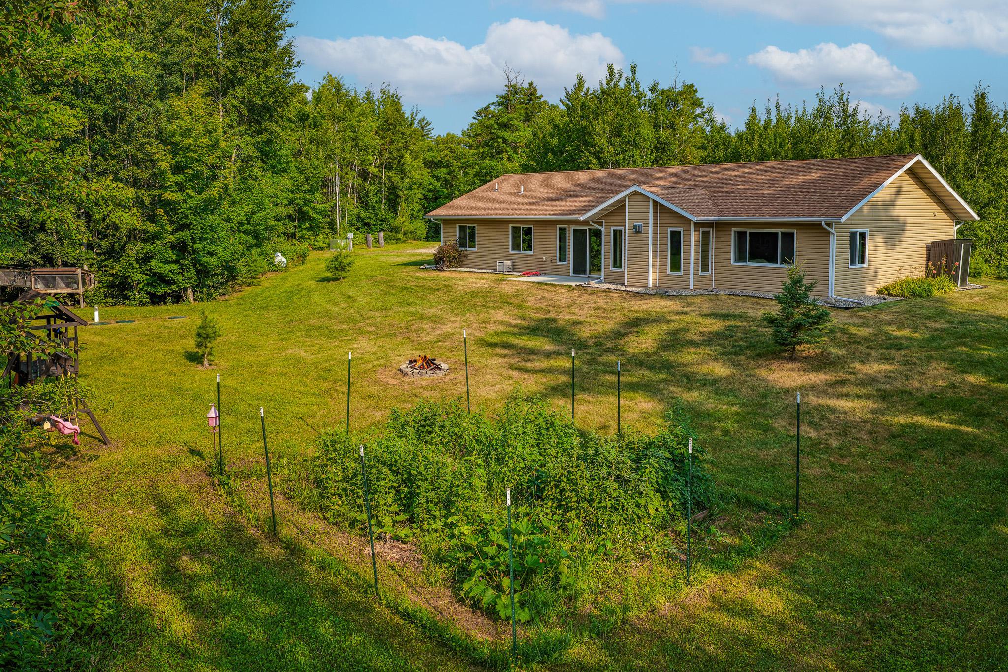 22275 Walkerbrook Drive Property Photo 31