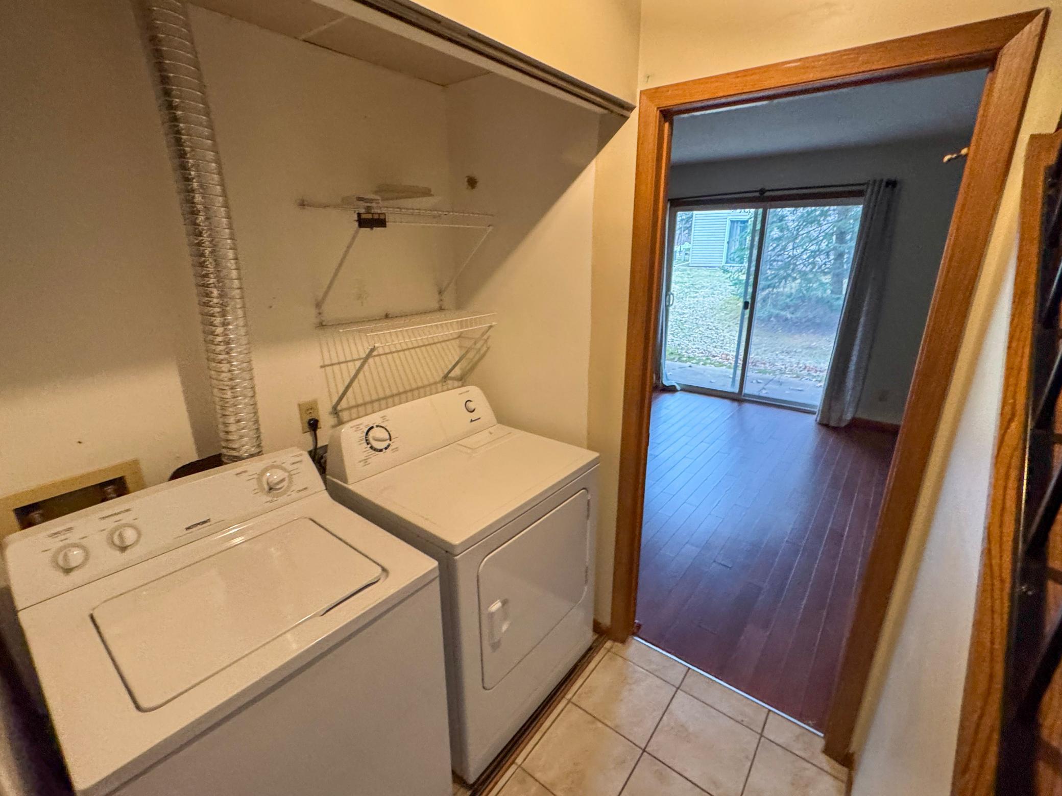 17562 Pond Circle Property Photo 8