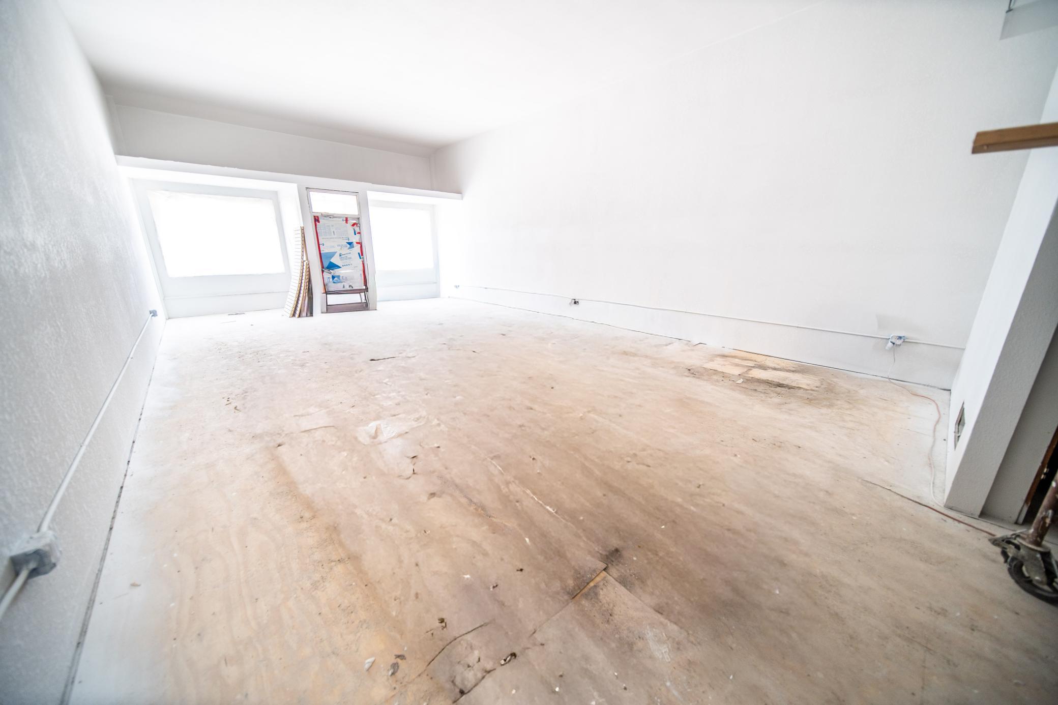 80 E Main Street Property Photo 6
