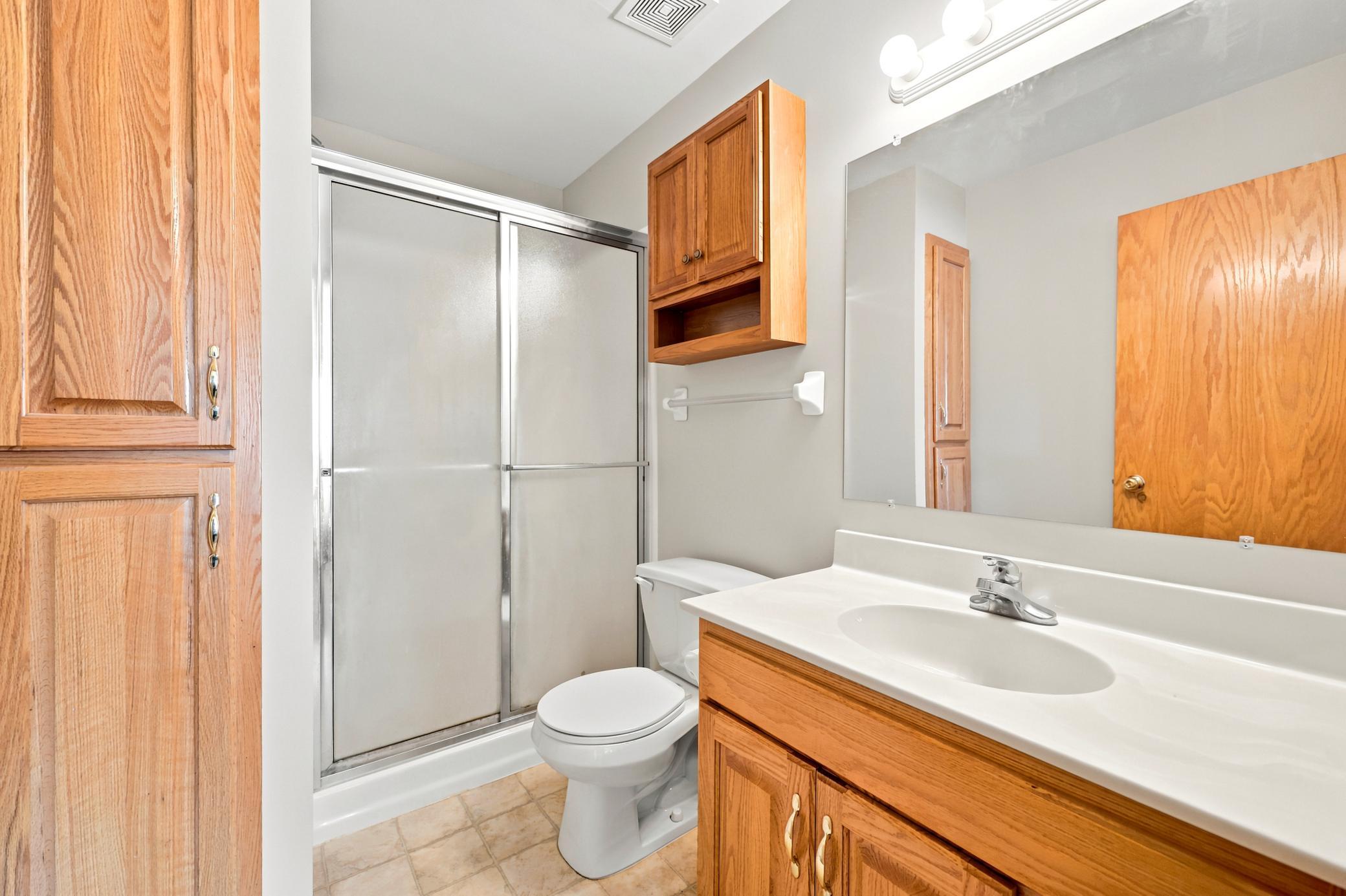 1351 Rolling Oaks Drive Property Photo 17