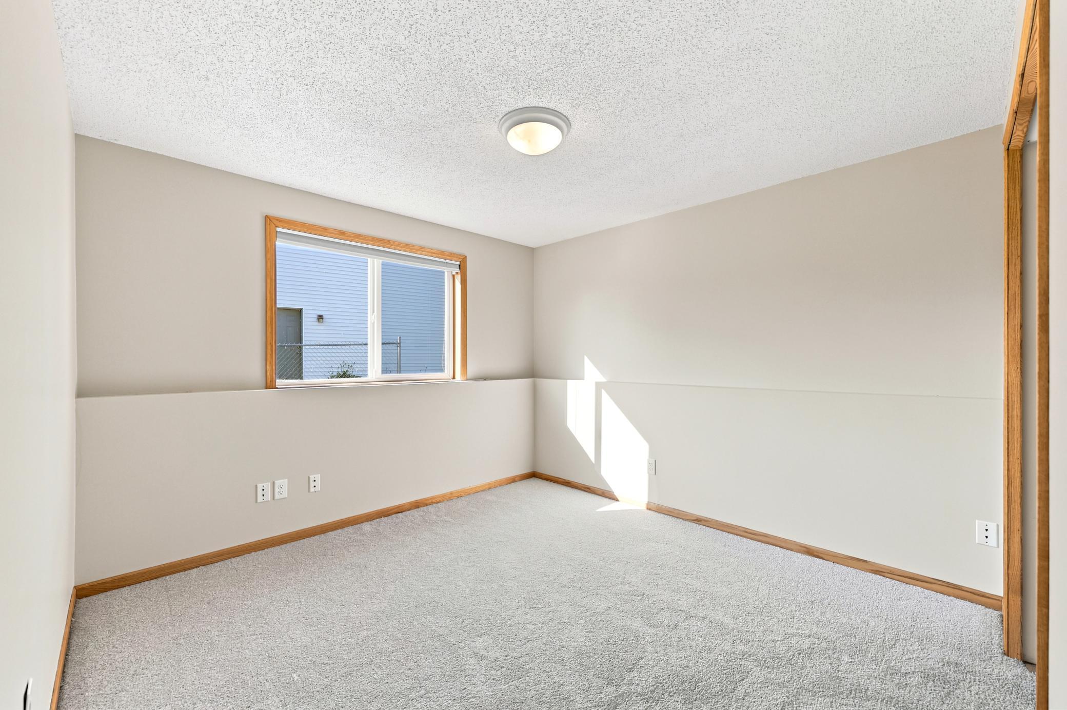 1351 Rolling Oaks Drive Property Photo 24