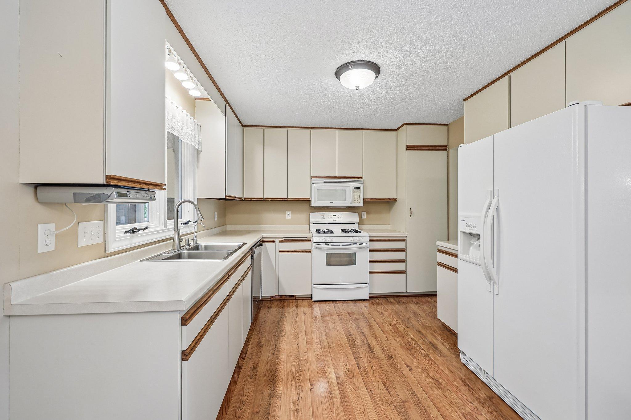 6360 Forest Circle Property Photo 10