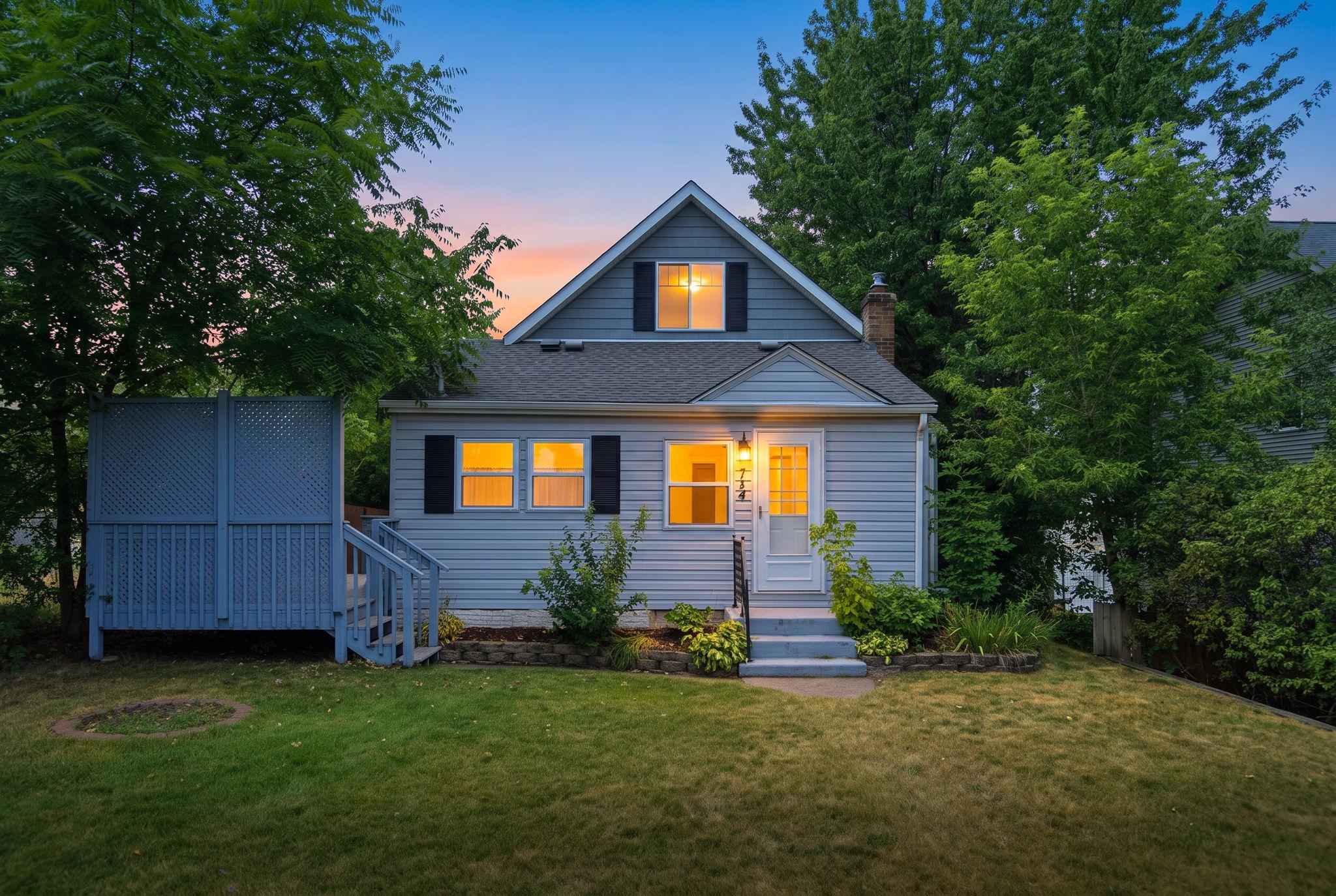 724 1st Avenue Nw Property Photo 1