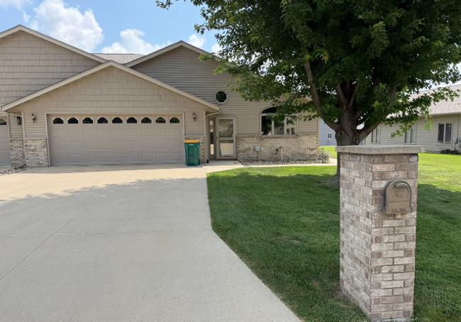 1726 Hale Drive Property Photo 1