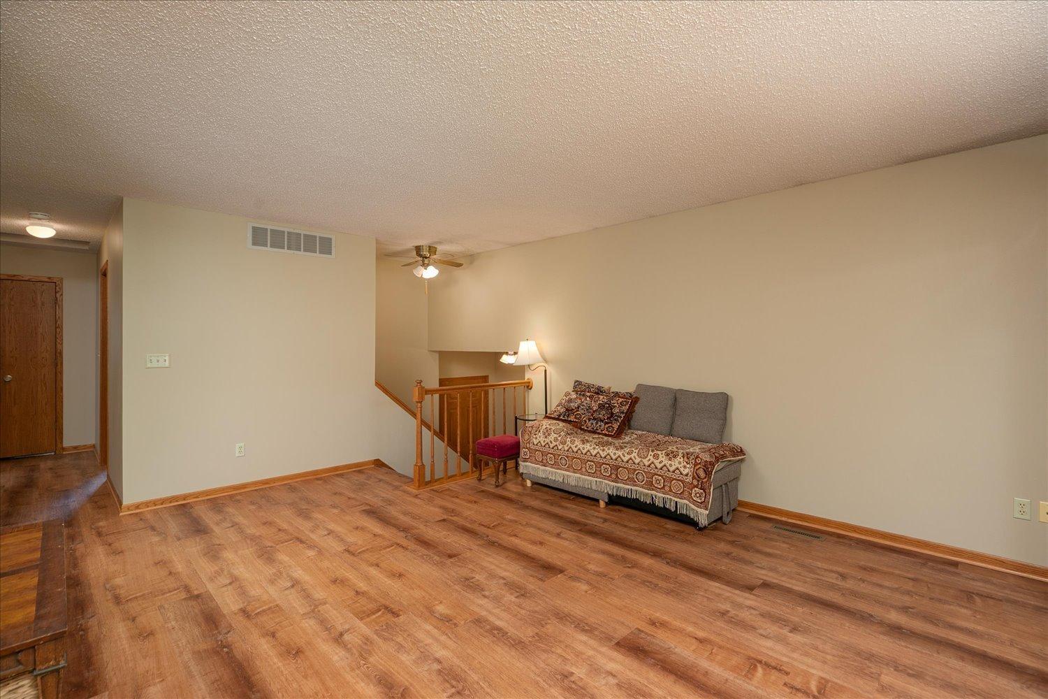 619 Chalet Drive Nw Property Photo 6