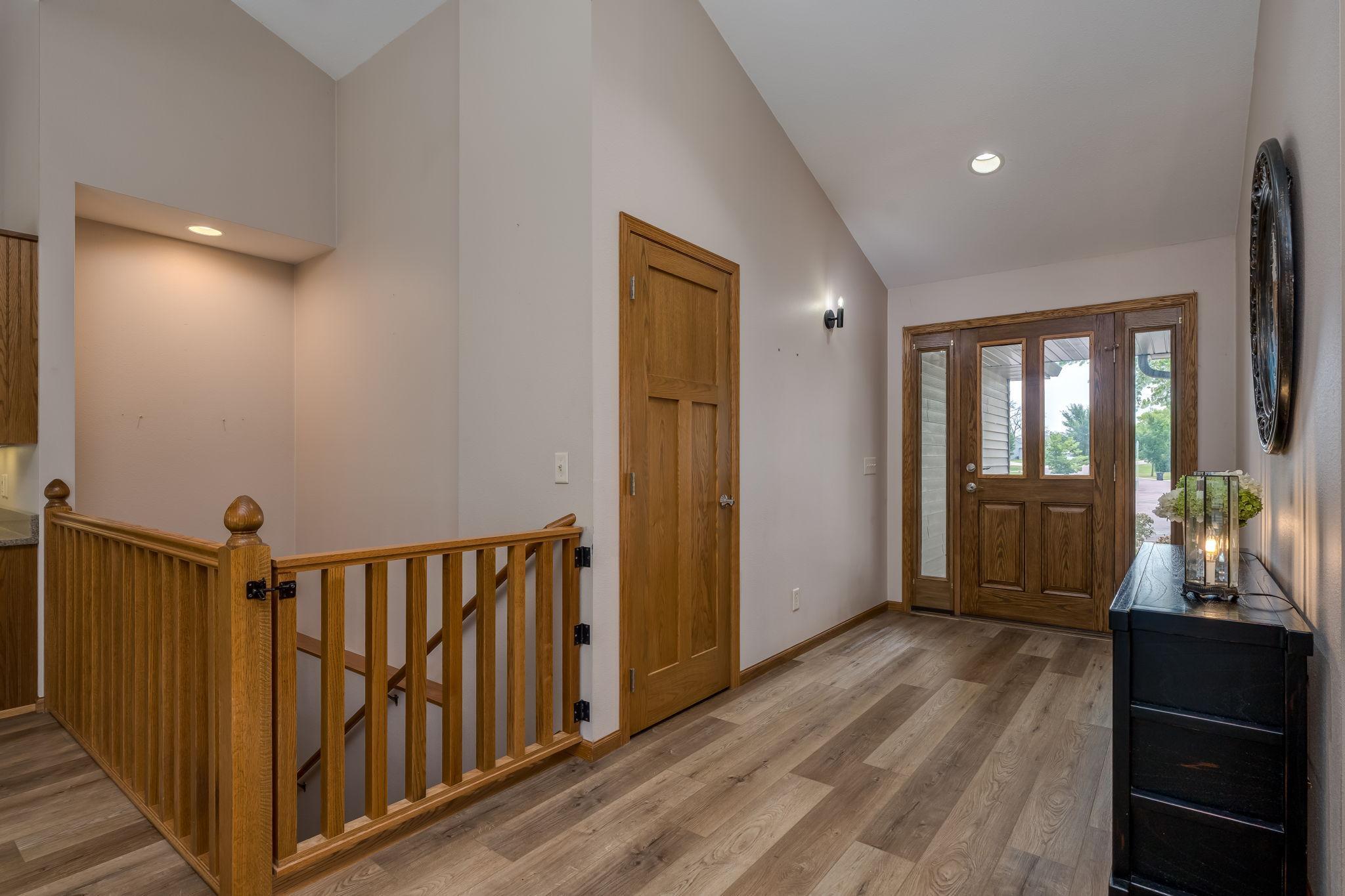120 Sunburst Circle Property Photo 4