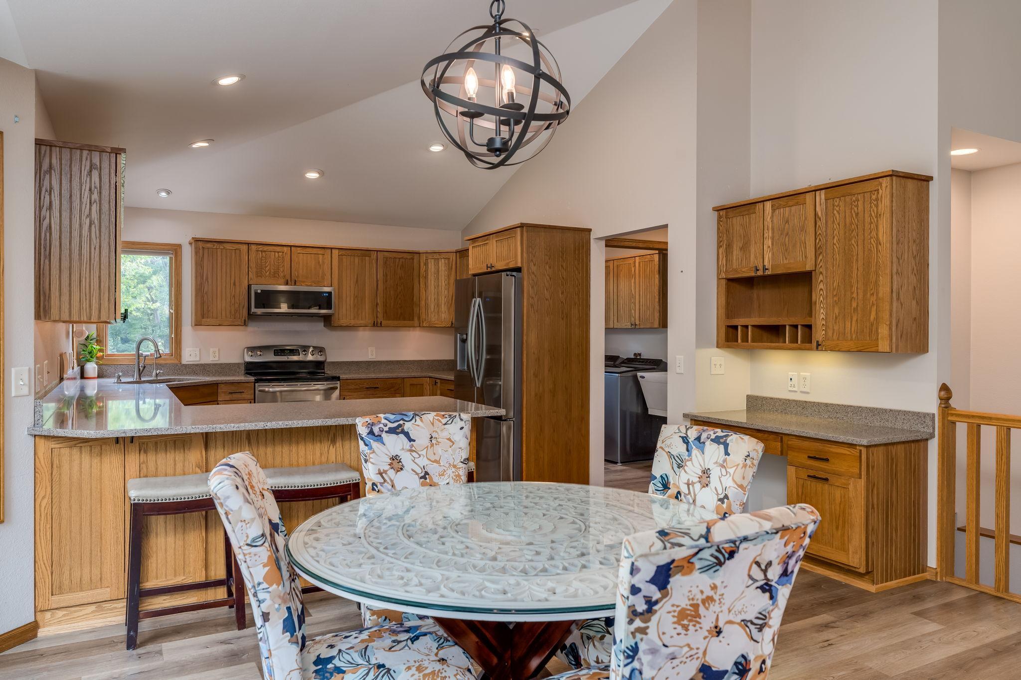 120 Sunburst Circle Property Photo 10