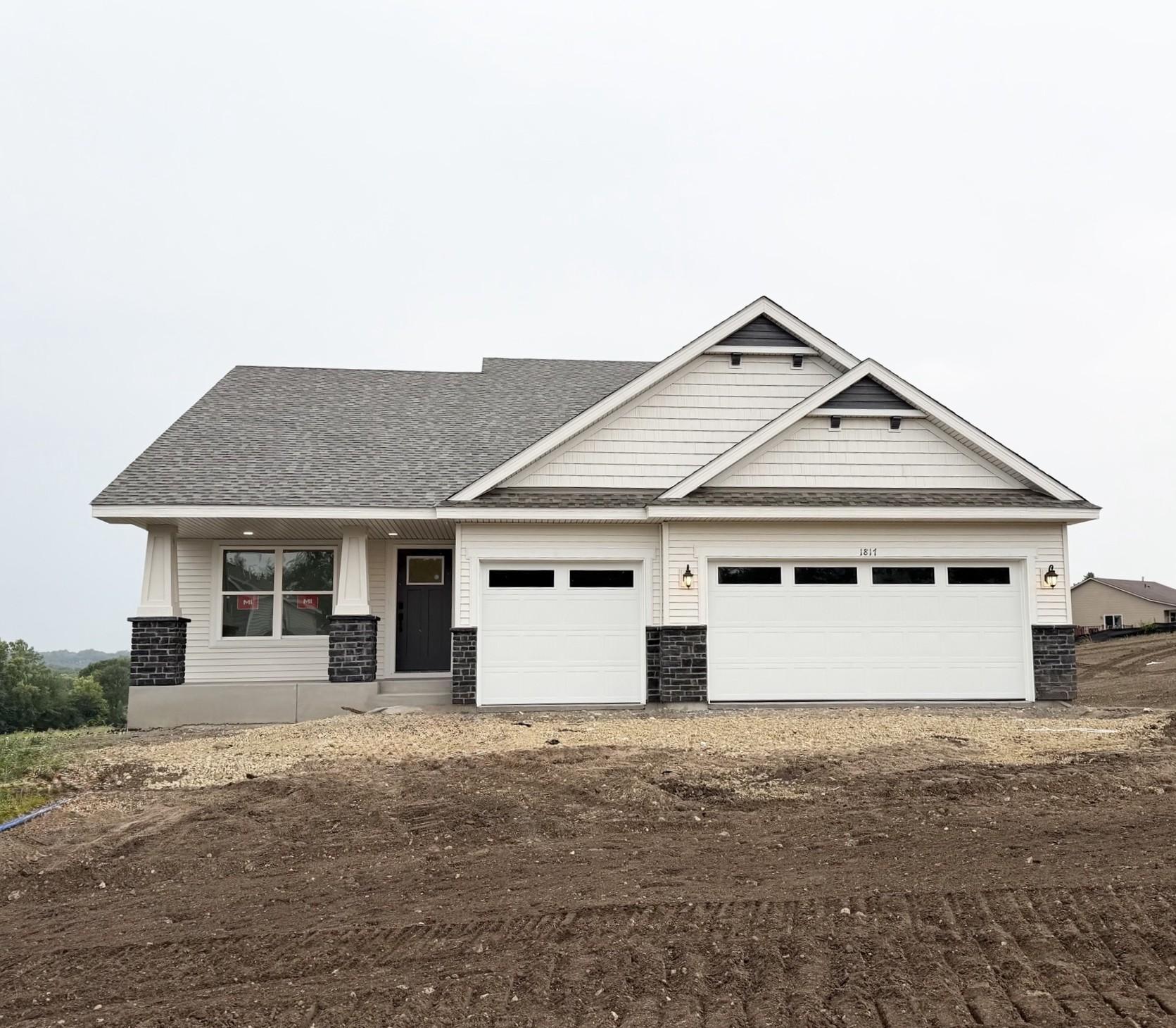 1817 Lincoln Avenue Property Photo 1