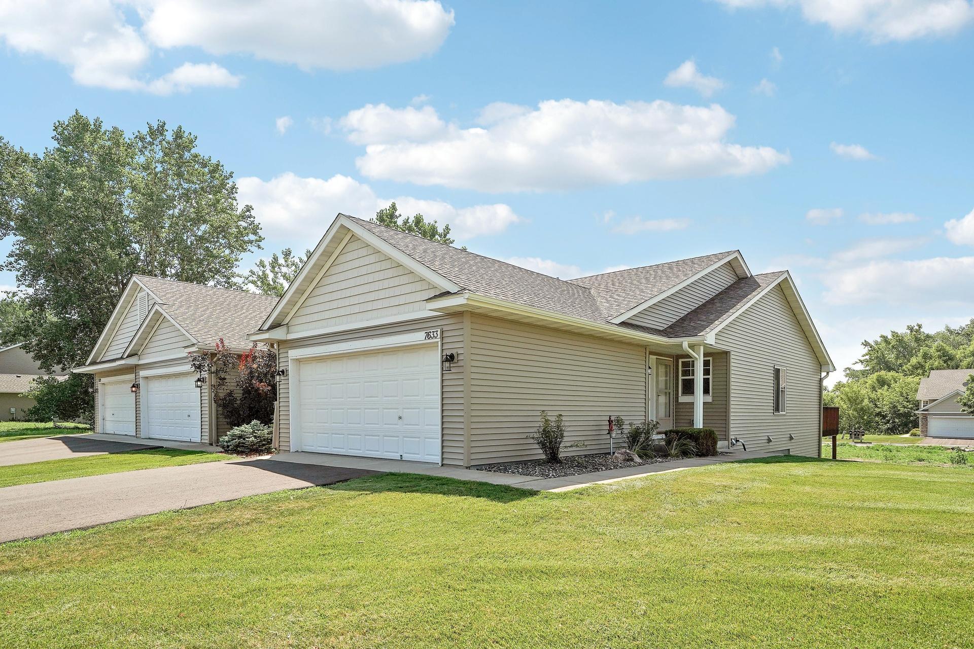 7633 Fox Creek Court Property Photo 1