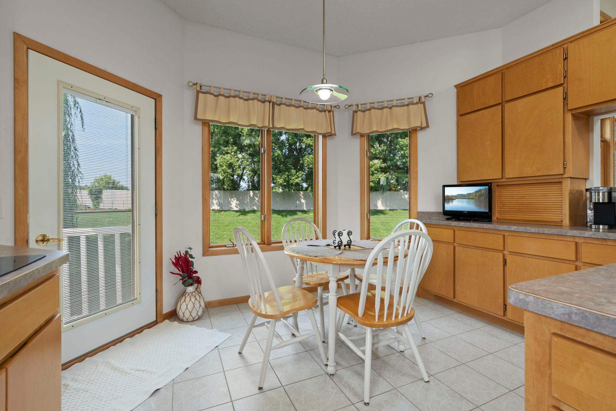 12046 94th Avenue N Property Photo 11