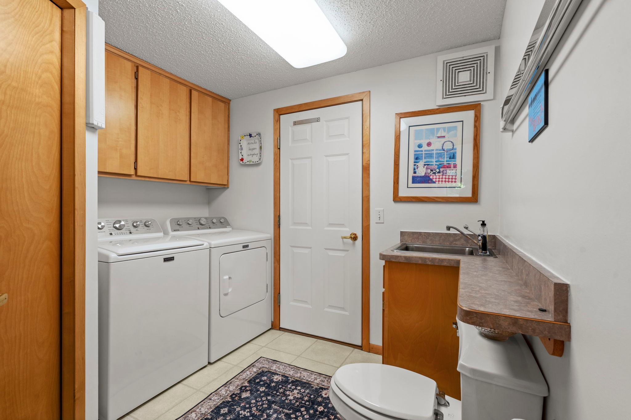 12046 94th Avenue N Property Photo 15