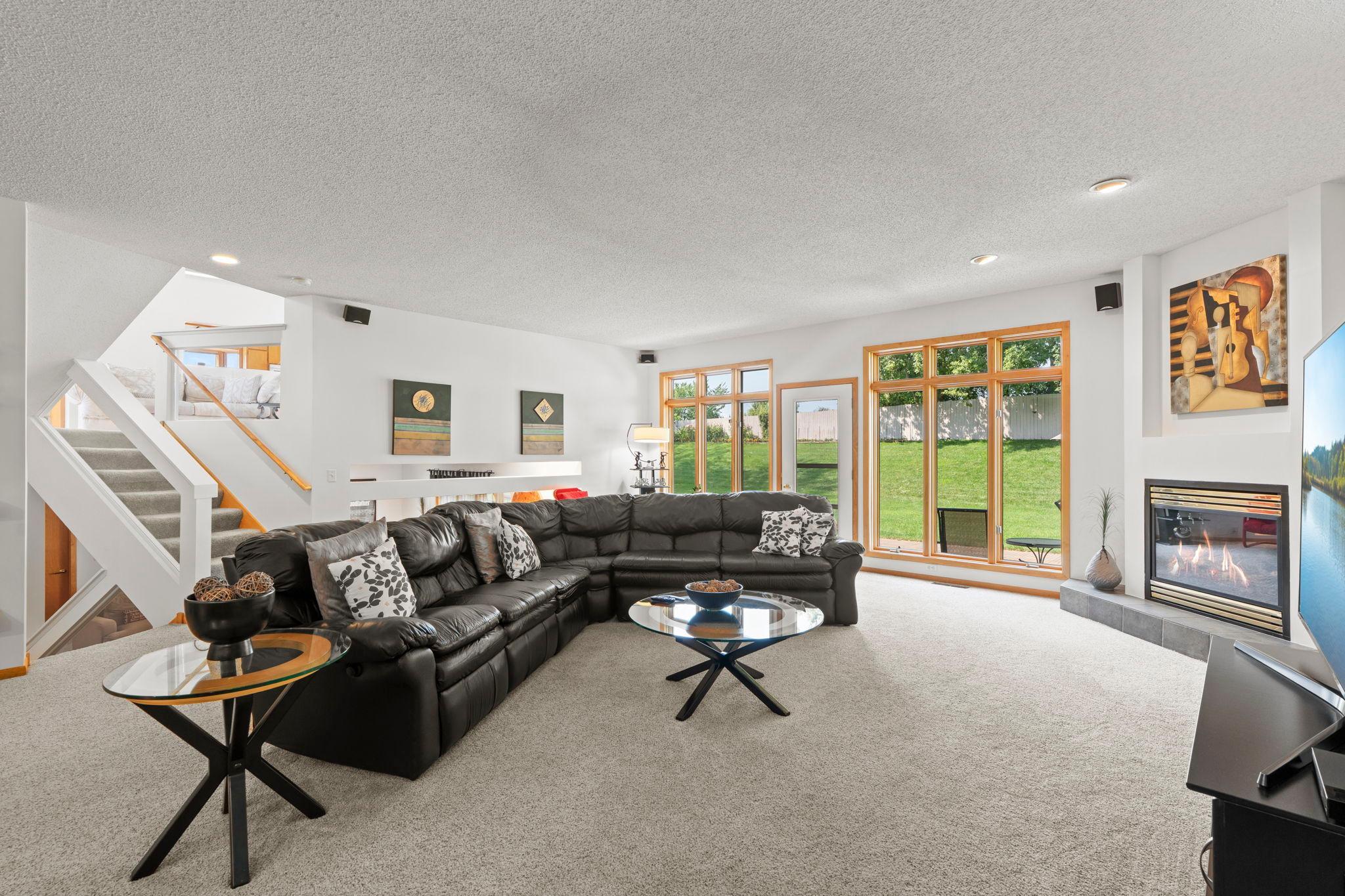 12046 94th Avenue N Property Photo 24