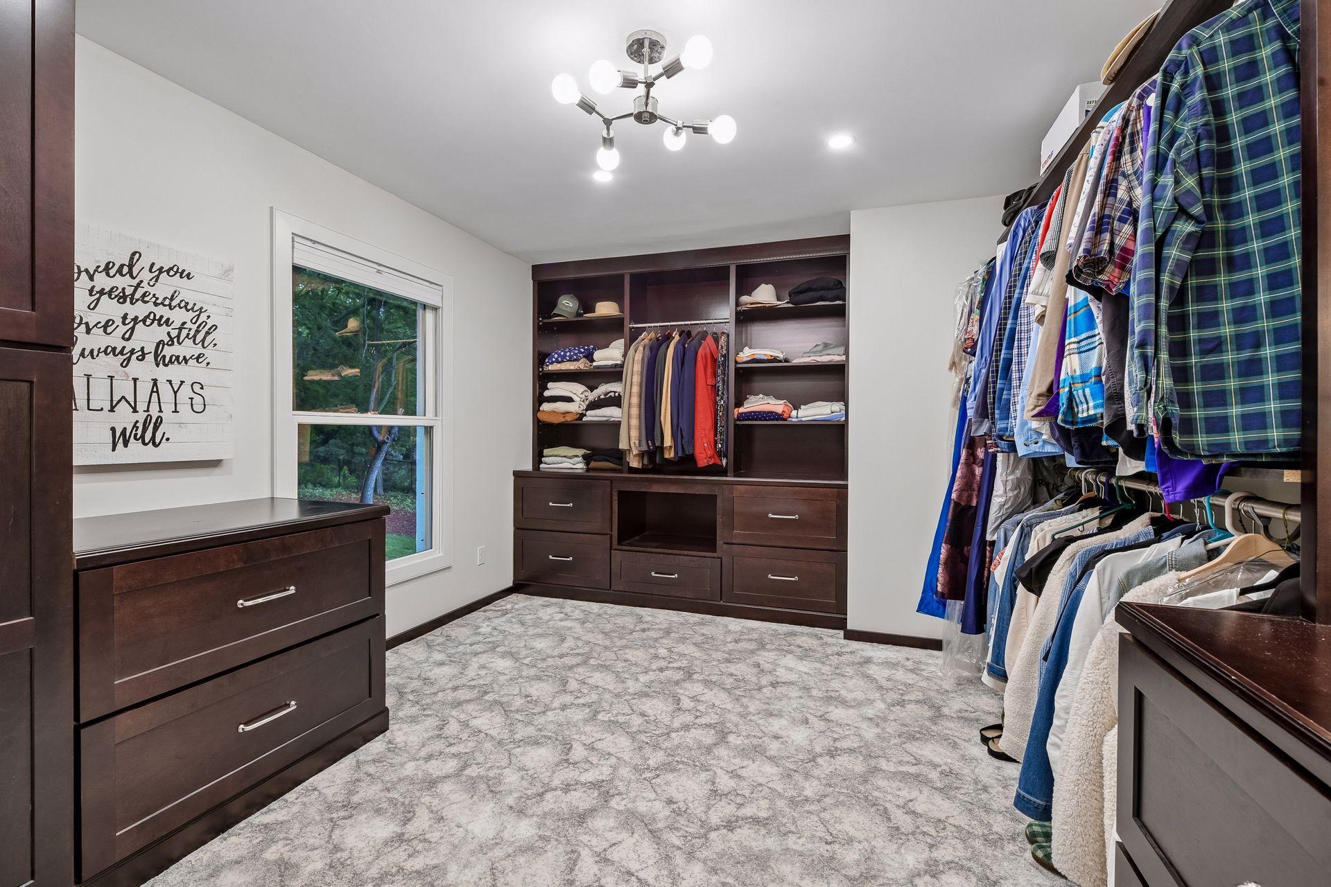 3945 Hillcrest Way Property Photo 14