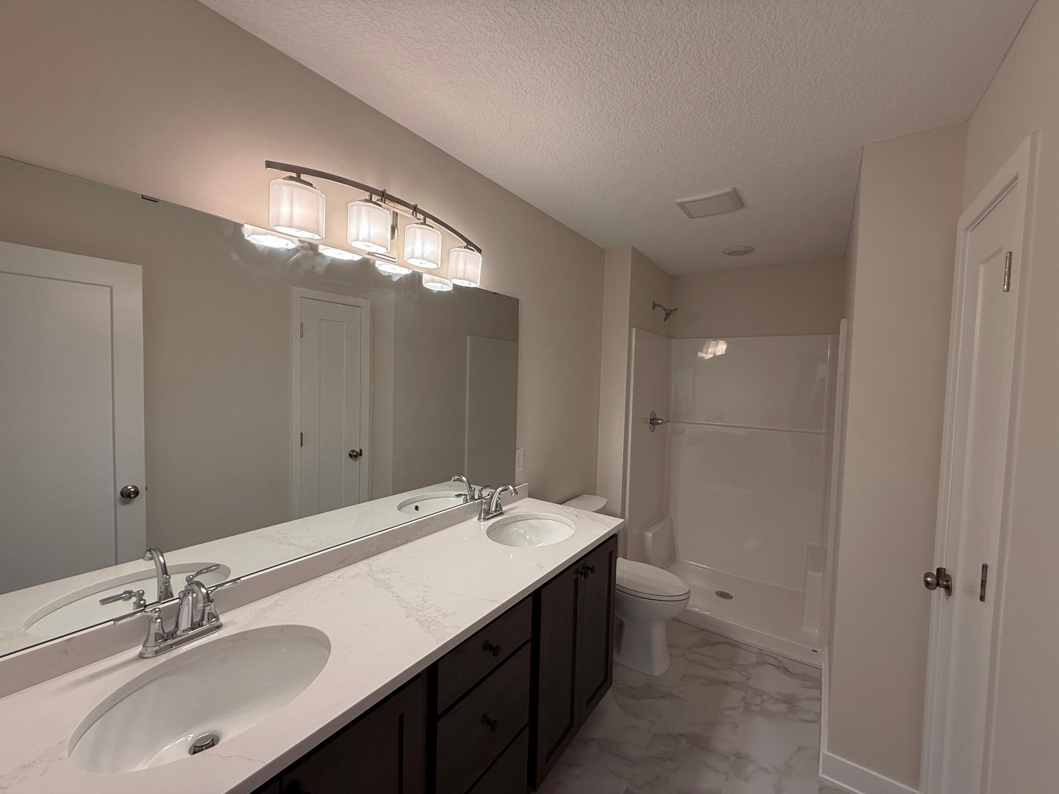 6073 Fuller Circle Property Photo 15