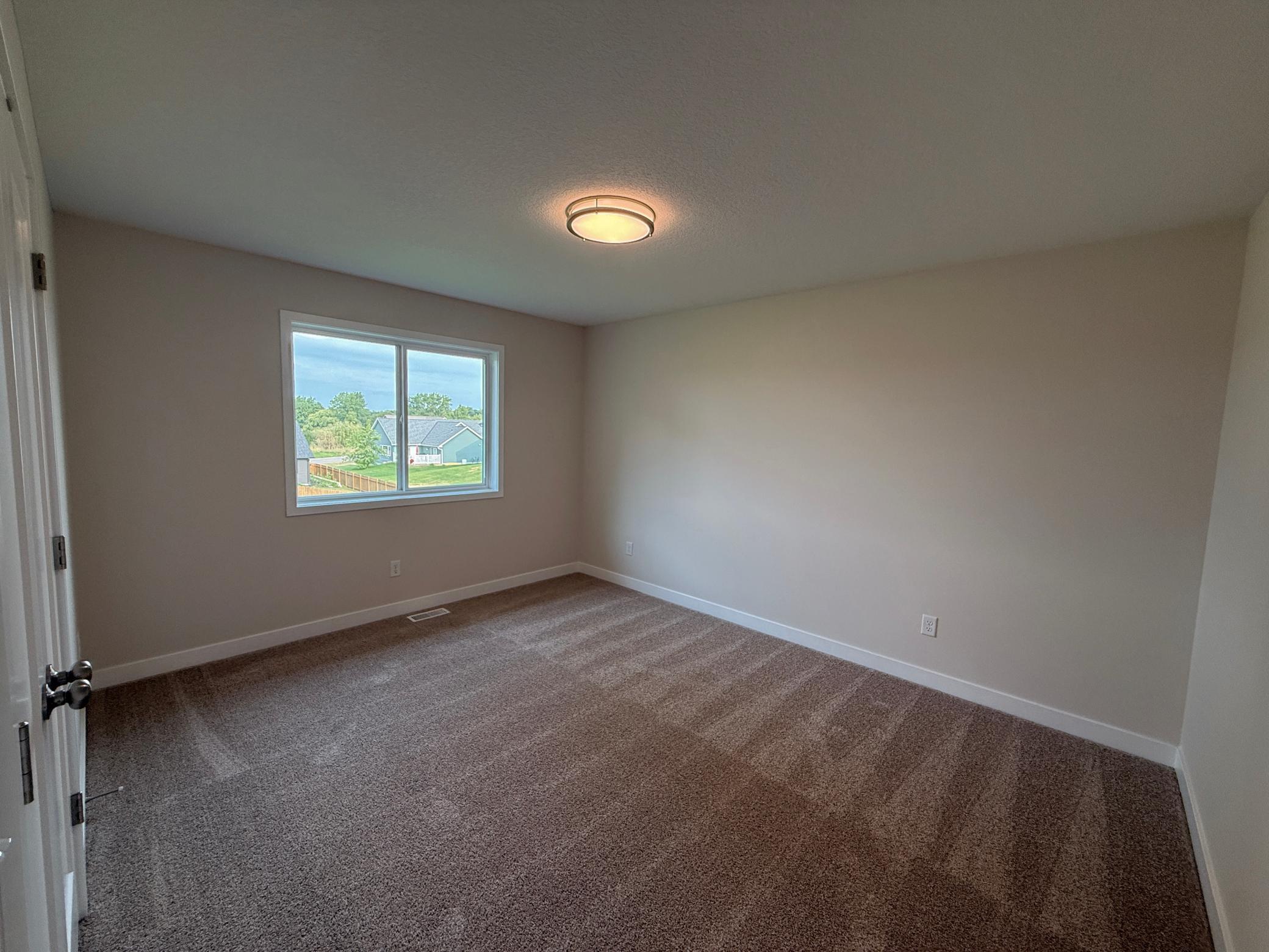 6073 Fuller Circle Property Photo 17