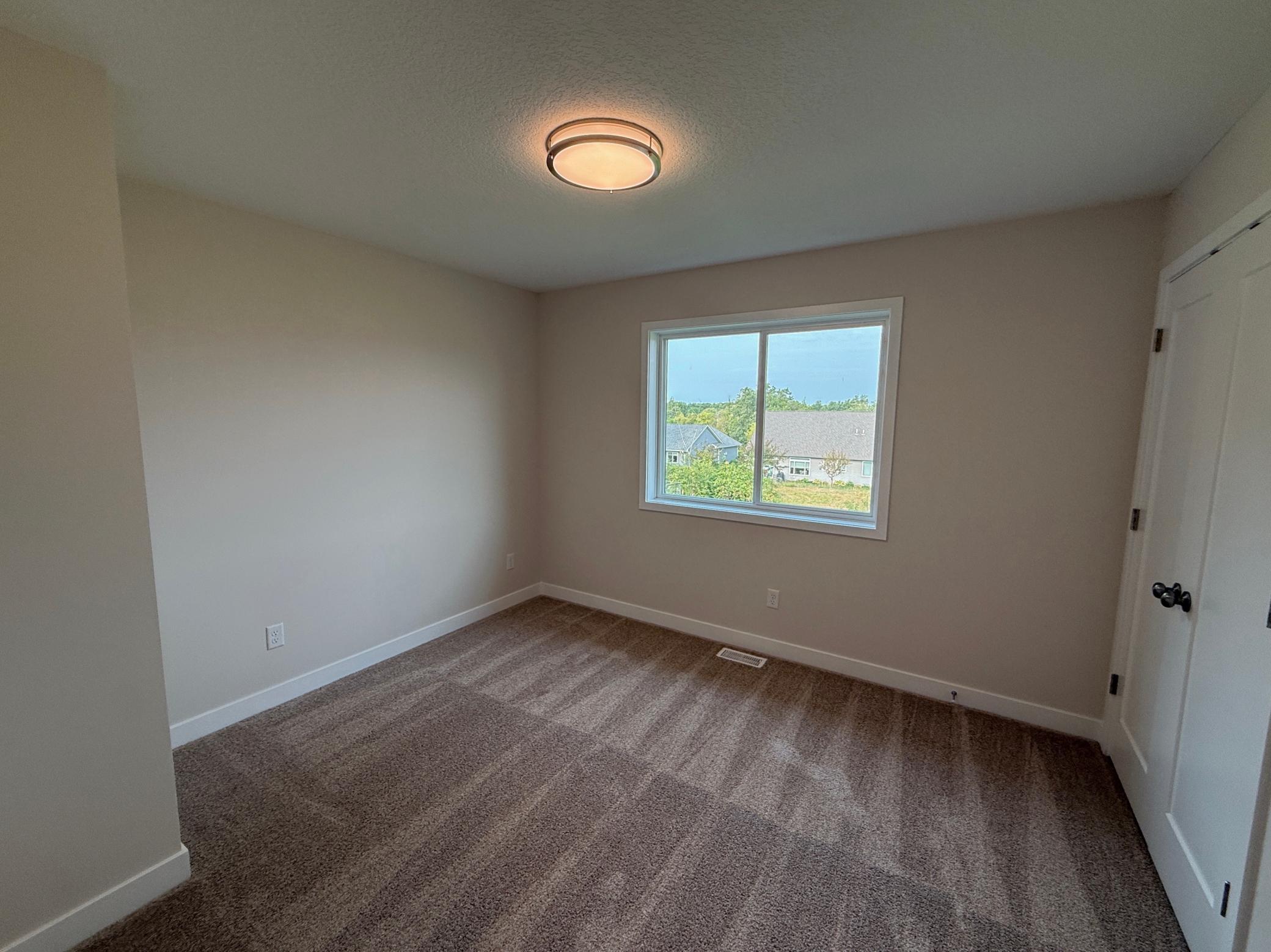 6073 Fuller Circle Property Photo 18