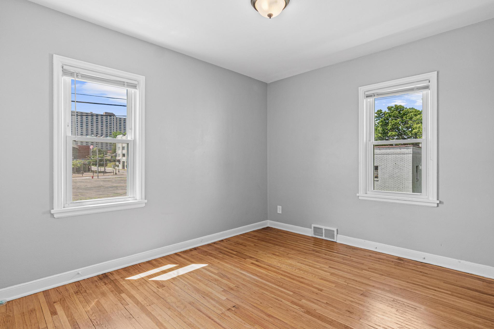 1210 Sherburne Avenue Property Photo 9