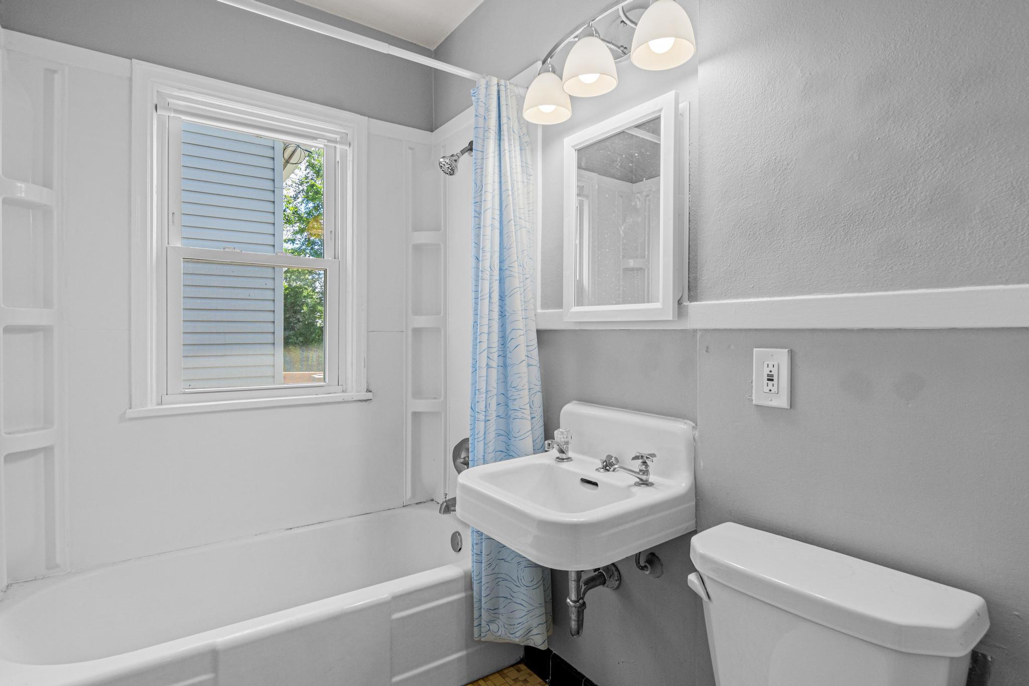 1210 Sherburne Avenue Property Photo 18