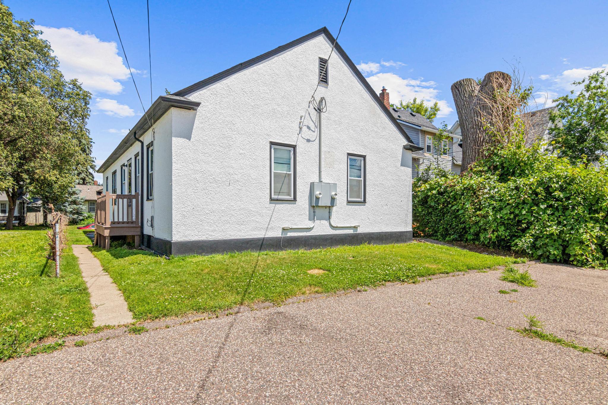 1210 Sherburne Avenue Property Photo 23