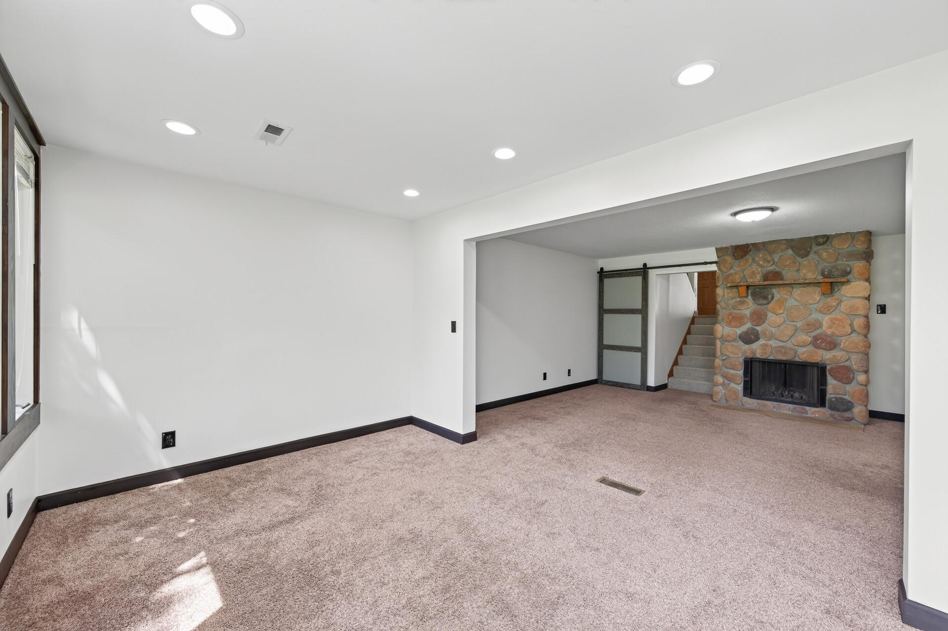 1157 Rose Lane Property Photo 32