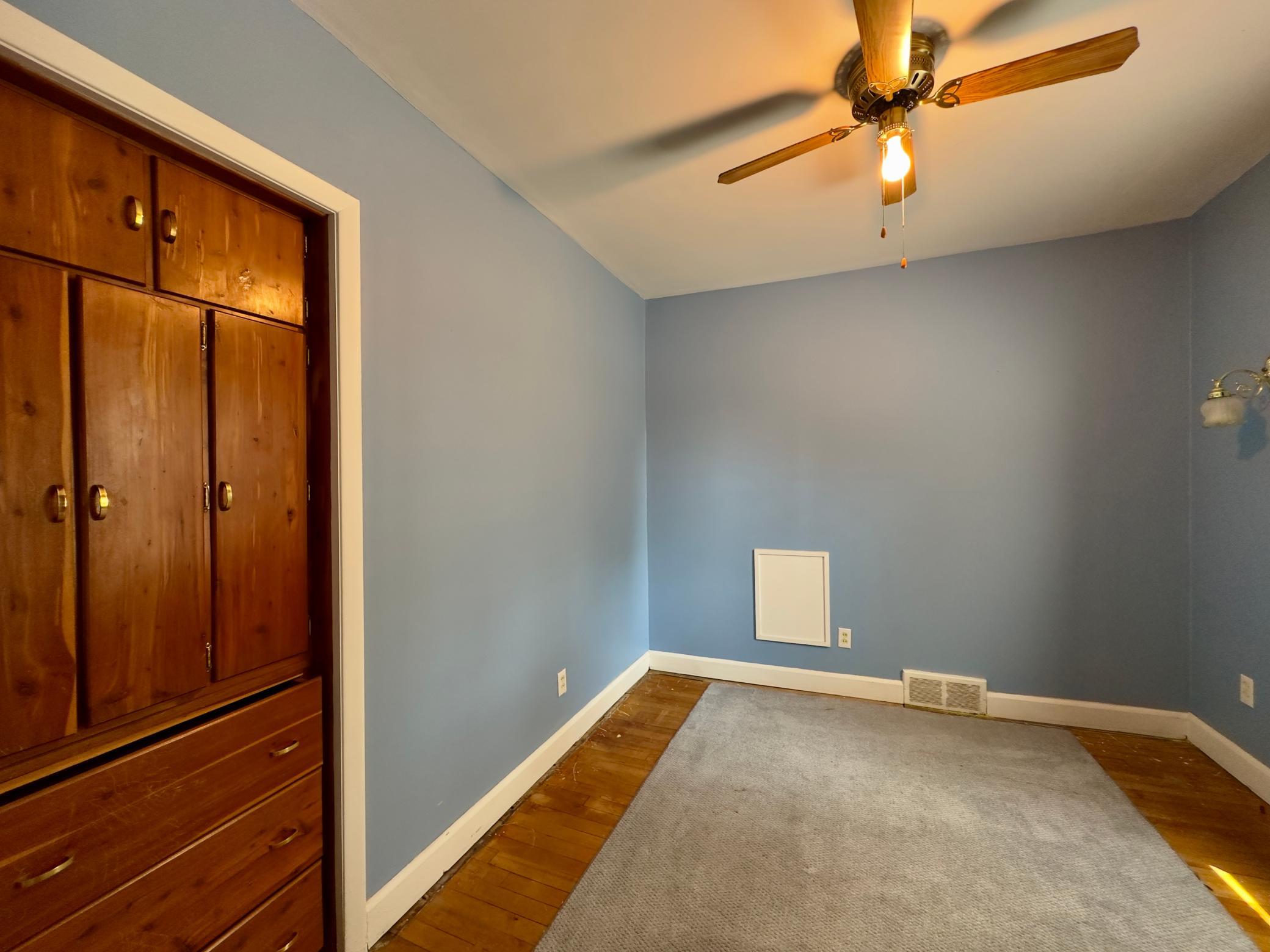 421 S 69th Avenue W Property Photo 11