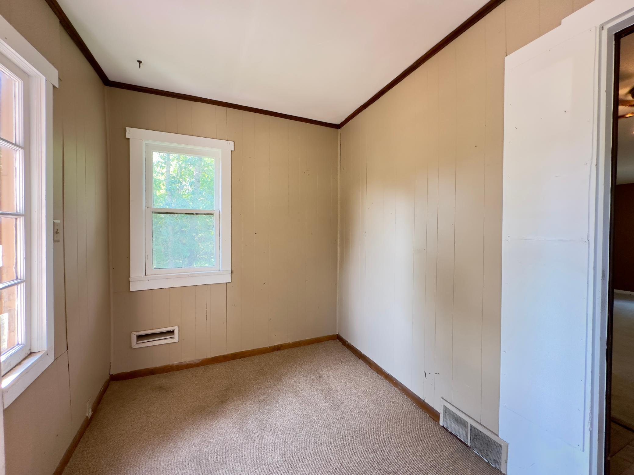 421 S 69th Avenue W Property Photo 16